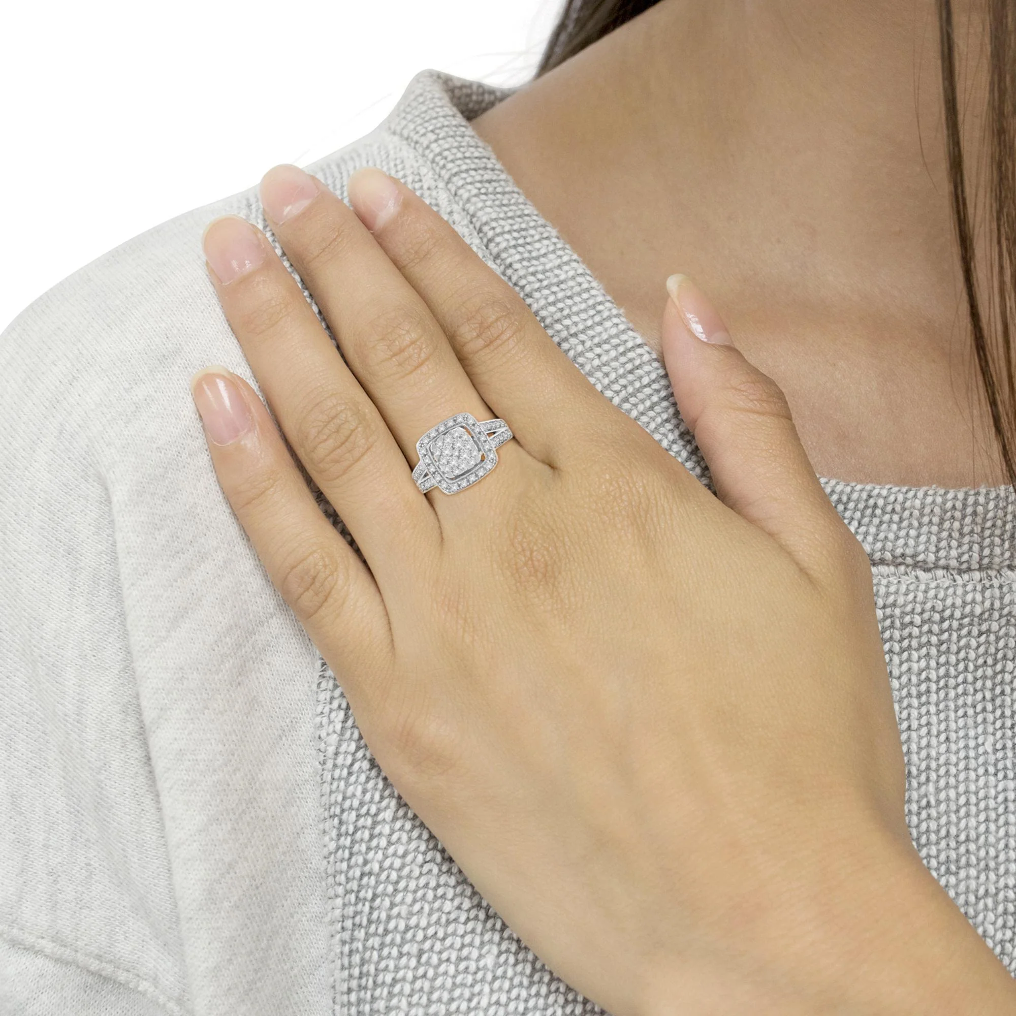 10K White Gold Diamond Cluster Ring (1 Cttw, H-I Color, SI2-I1 Clarity) - Image 3