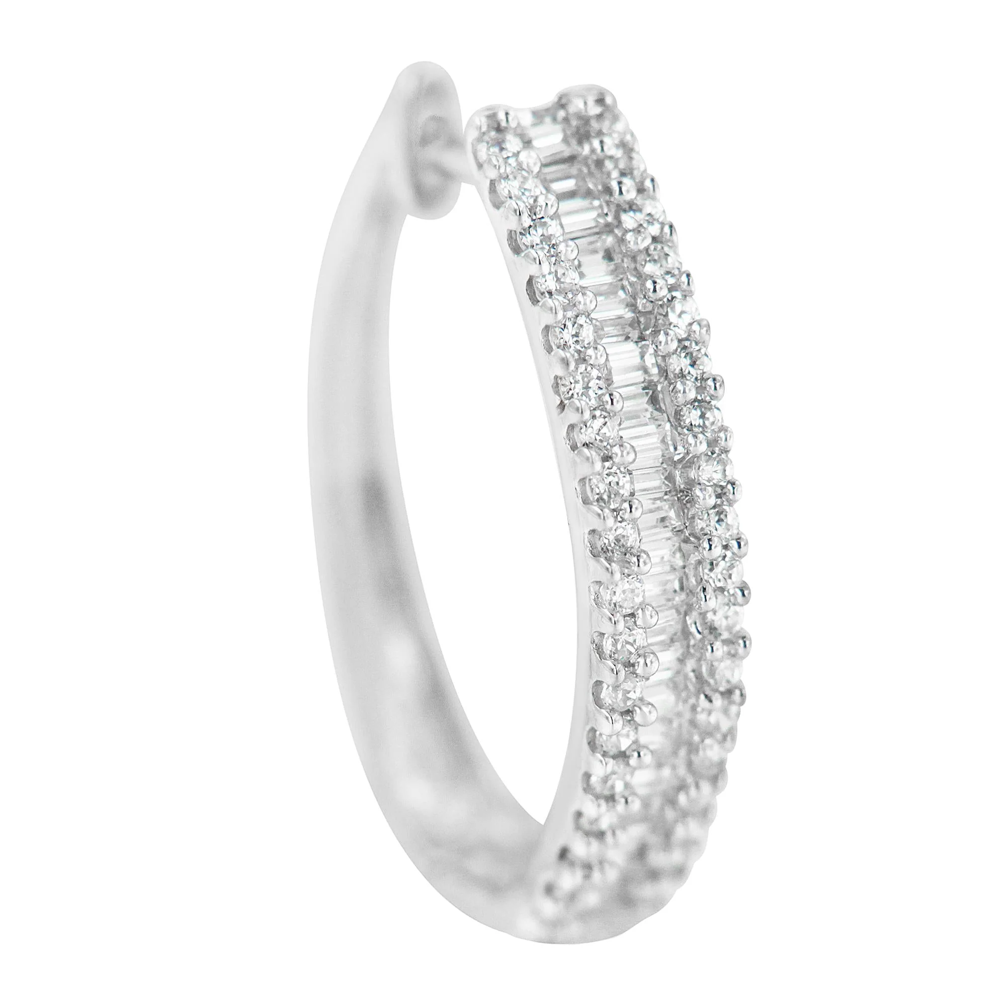 10K White Gold Diamond Hoop Earrings (3/4 cttw, I-J Color, I2-I3 Clarity) - Image 4