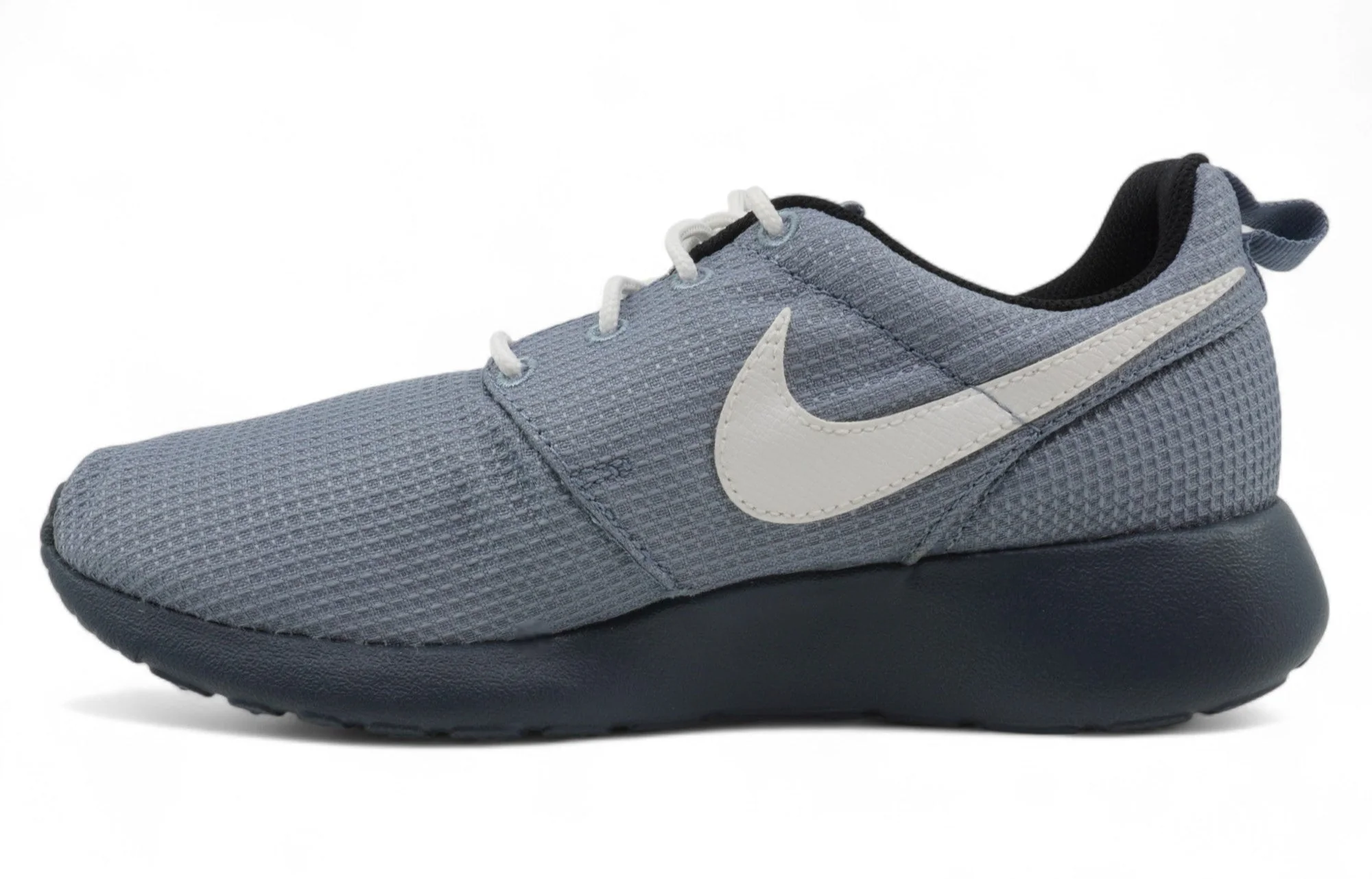 Nike Grade School Rosherun Gs 'Magnet Grey' Shoes - Image 3