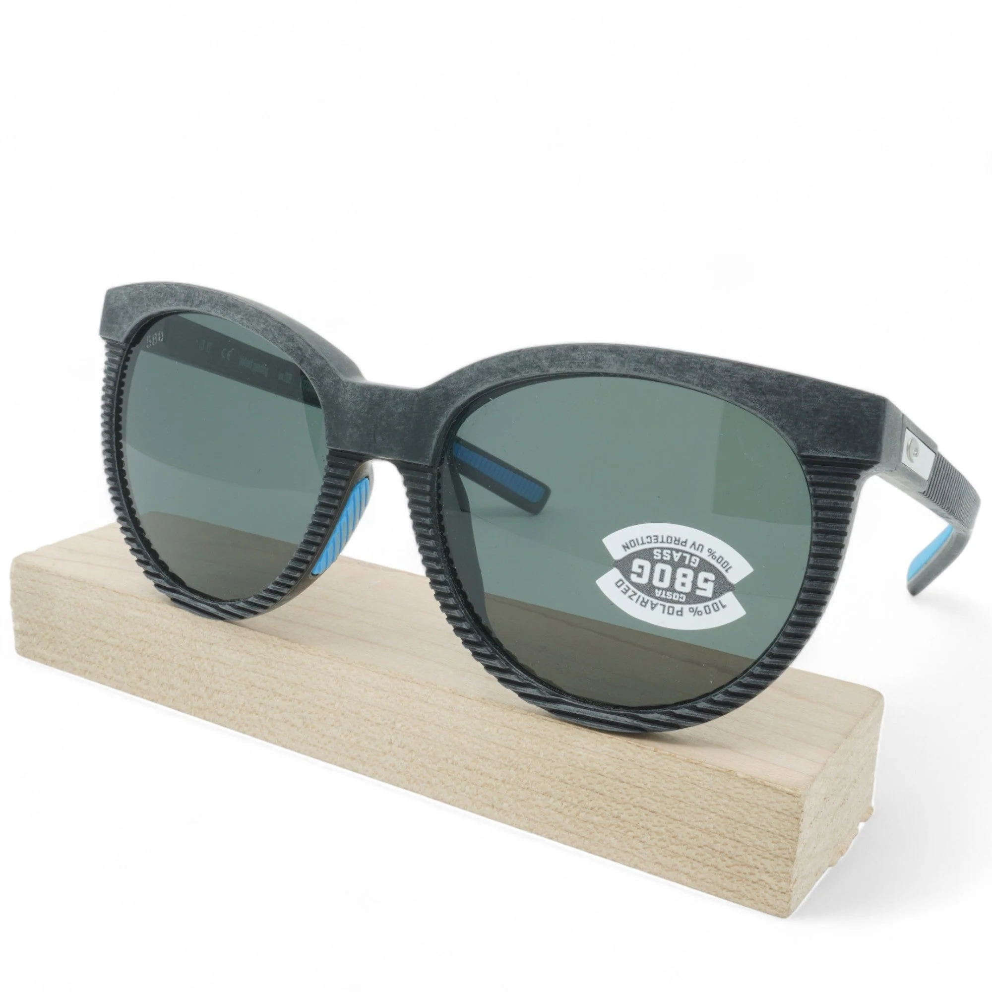 Costa Victoria Polarized Sunglasses - Image 2