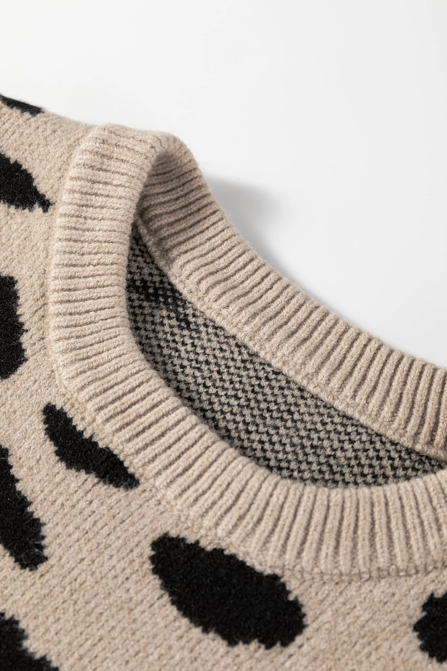 Threaded Pear Adrianna Detail Drop Shoulder Sweater - Image 3