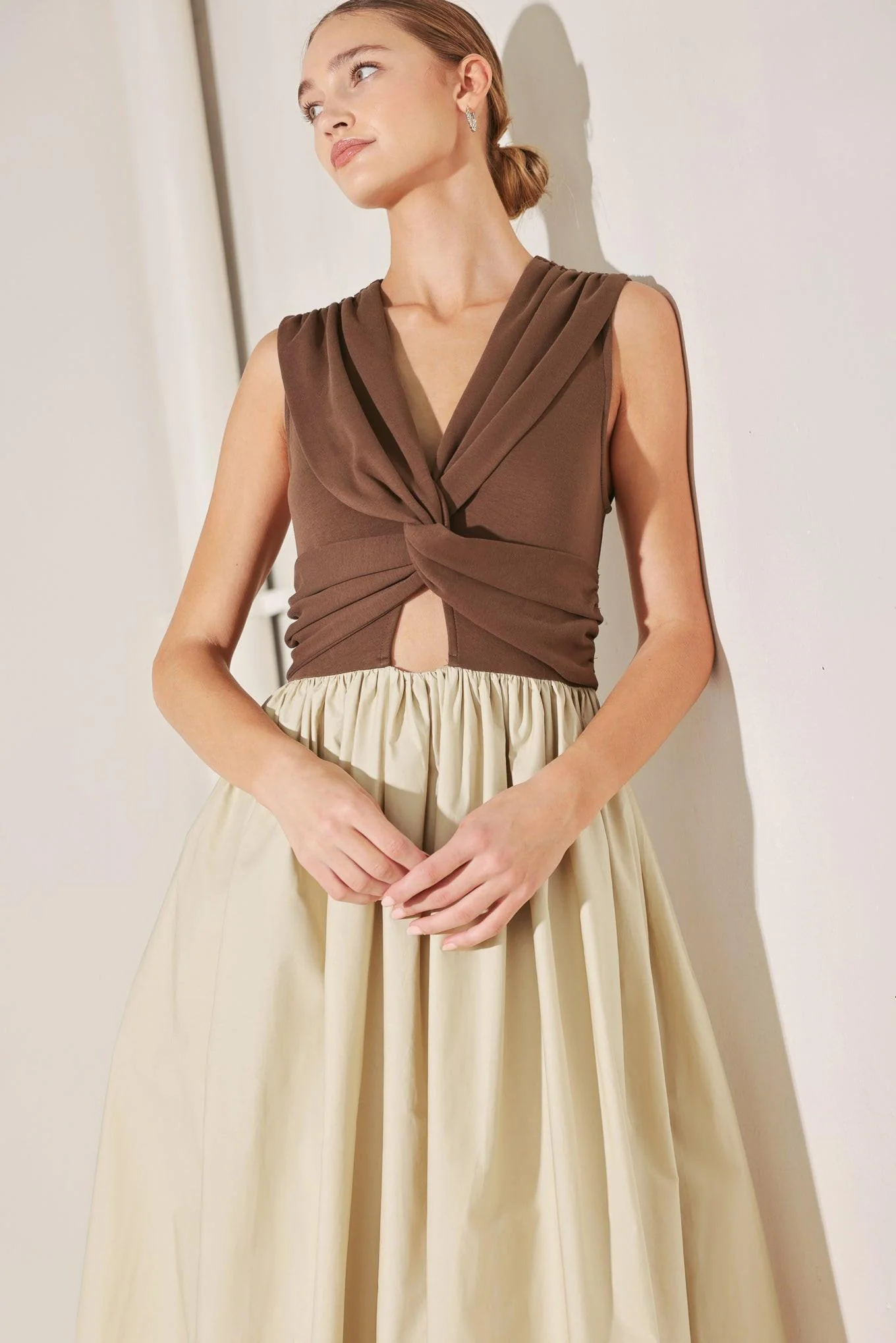 Angel Veil Solid Midi Dress - Image 12