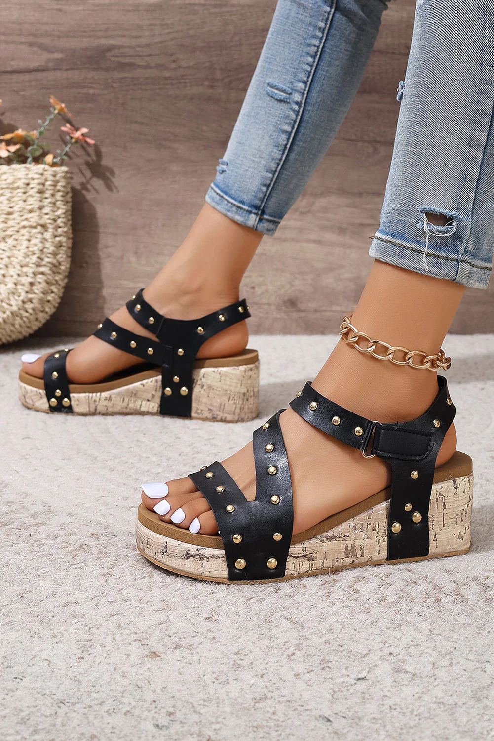 Threaded Pear Arleth Out Leather Wedge Sandals - Image 3