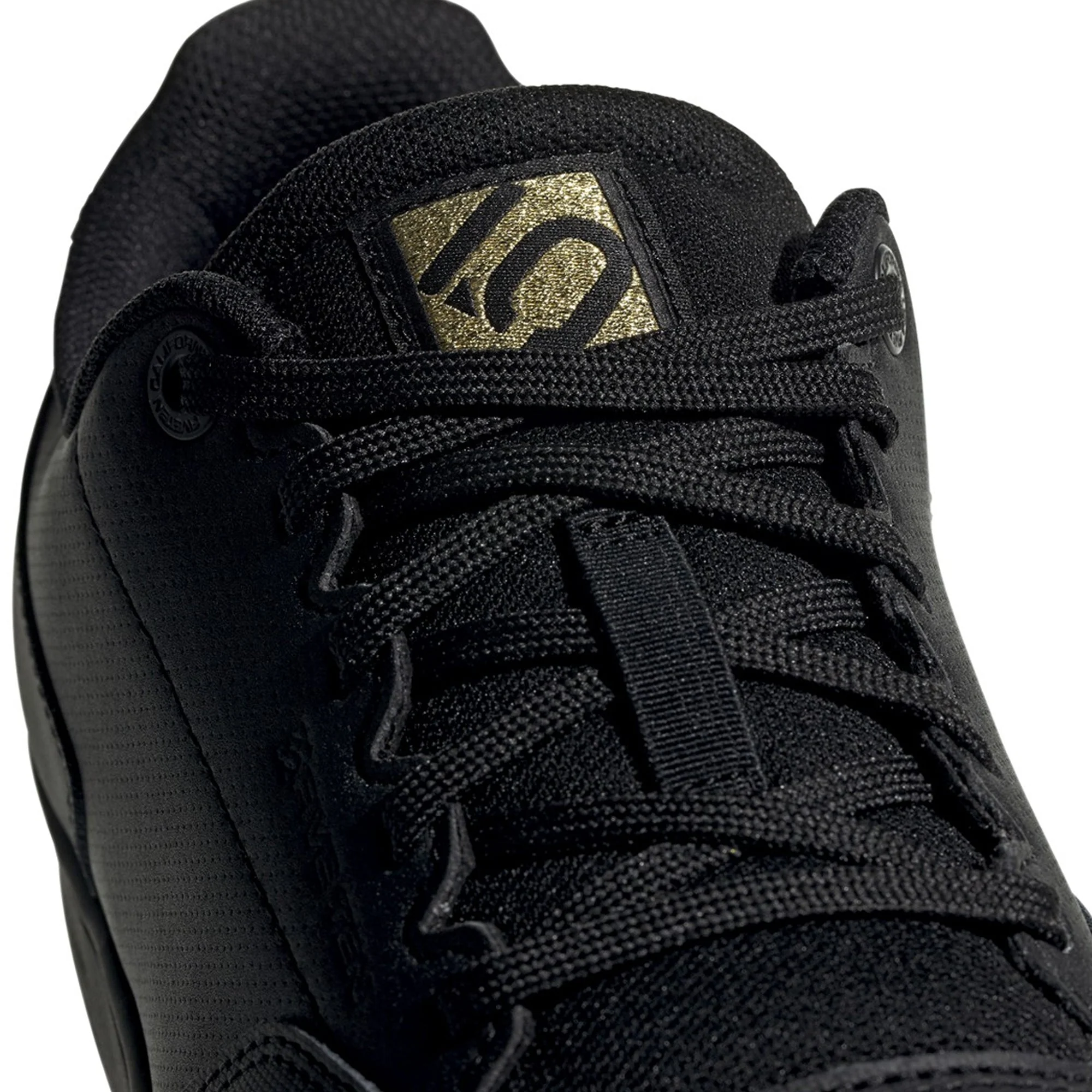 adidas Men's Five Ten 5.10 District Clips Sneakers - Image 4
