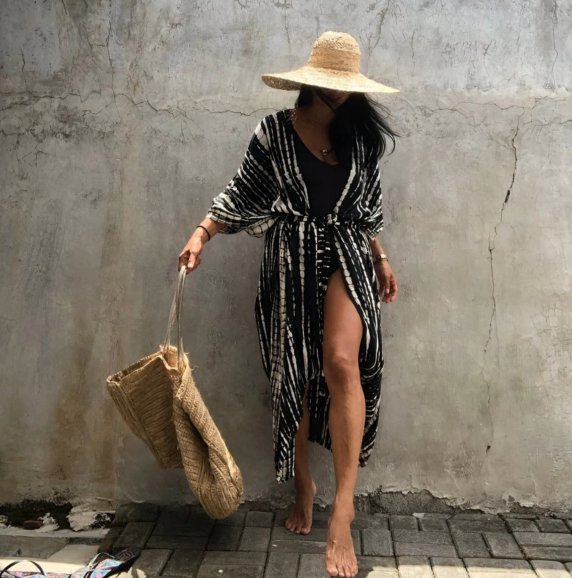 Black & White Kimono by ClaudiaG Collection - Image 2
