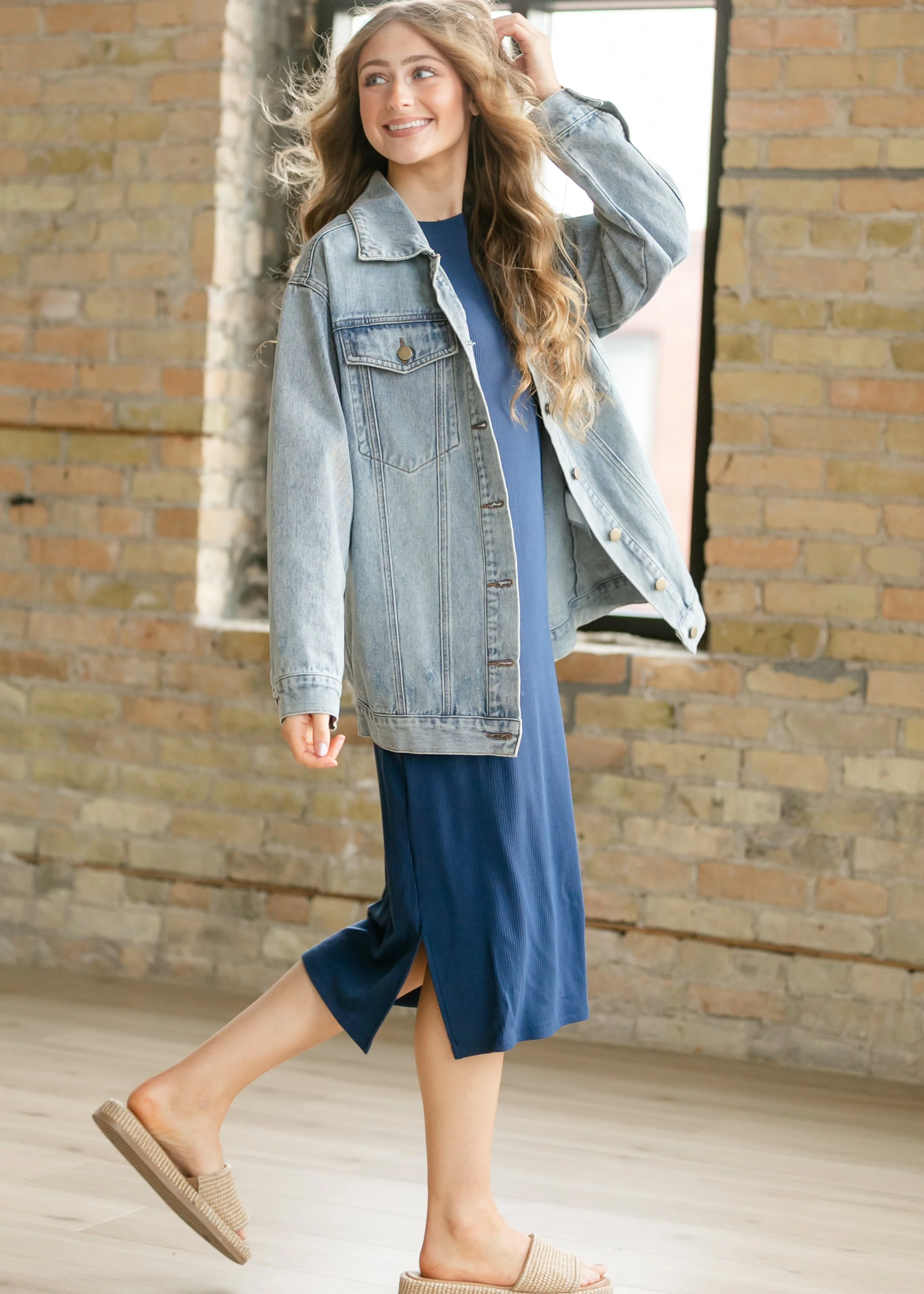 Brinx Oversized Denim Jacket - Image 3