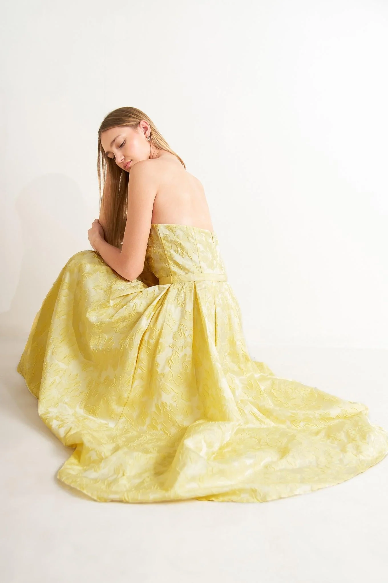 Buttercup Bloom Woven Midi Dress - Image 3