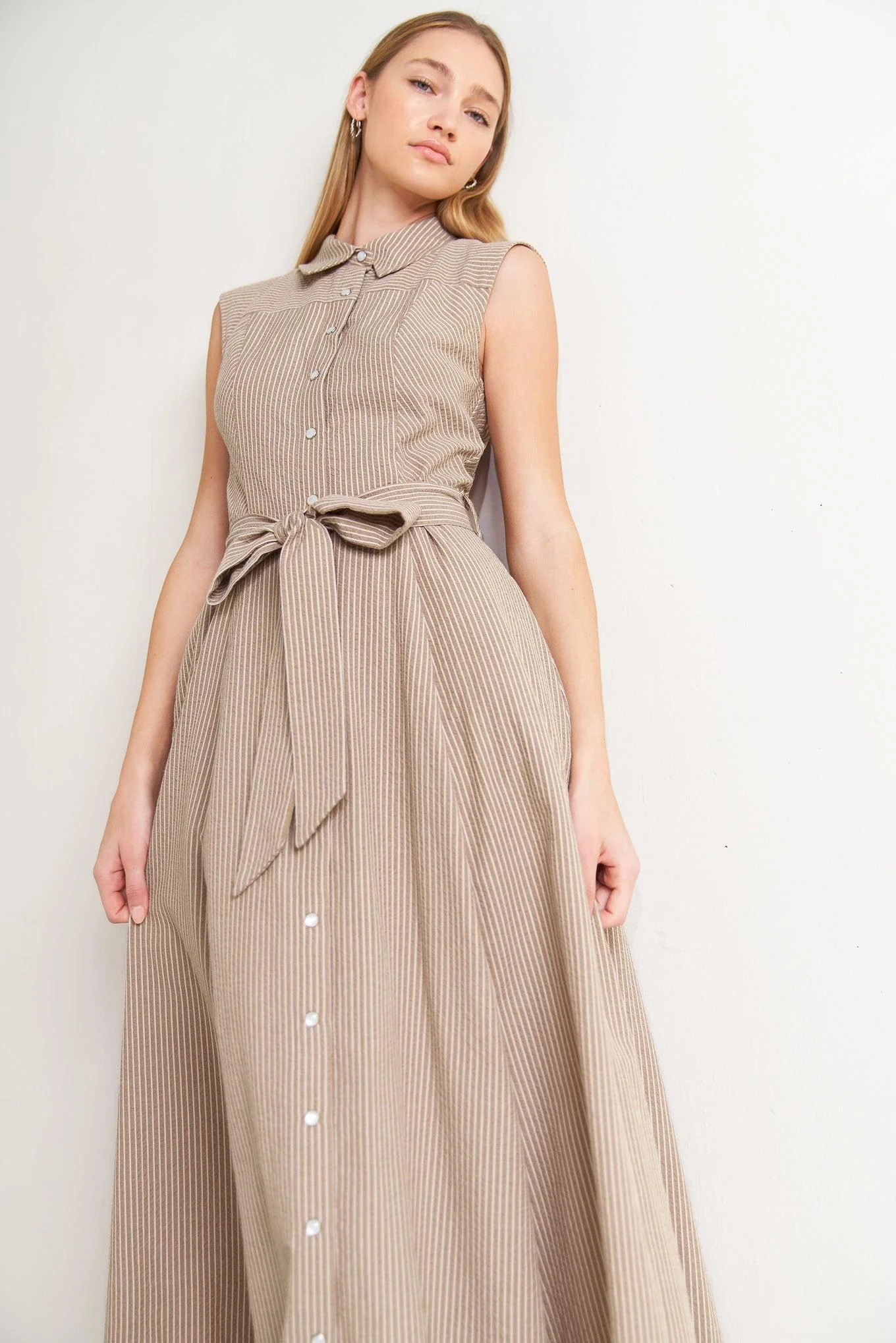 Cafe Au Lait Woven Midi Dress - Image 11