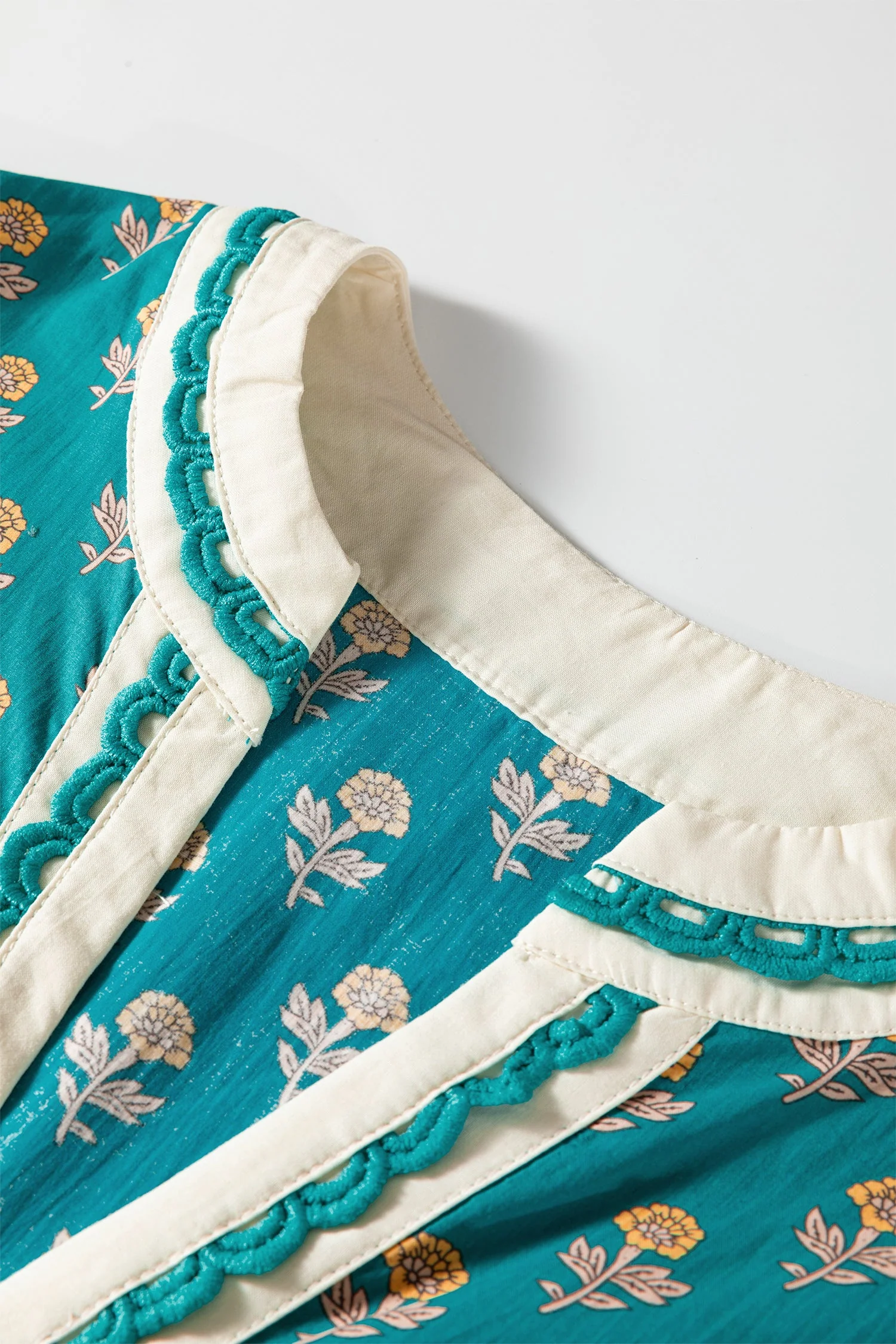 Threaded Pear Clover Short Sleeve Floral Dress - Image 11