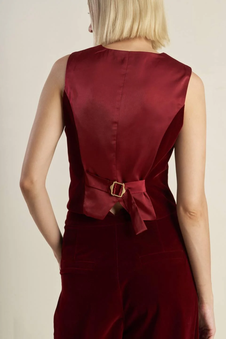Coy Charm Velvet Vest - Image 2