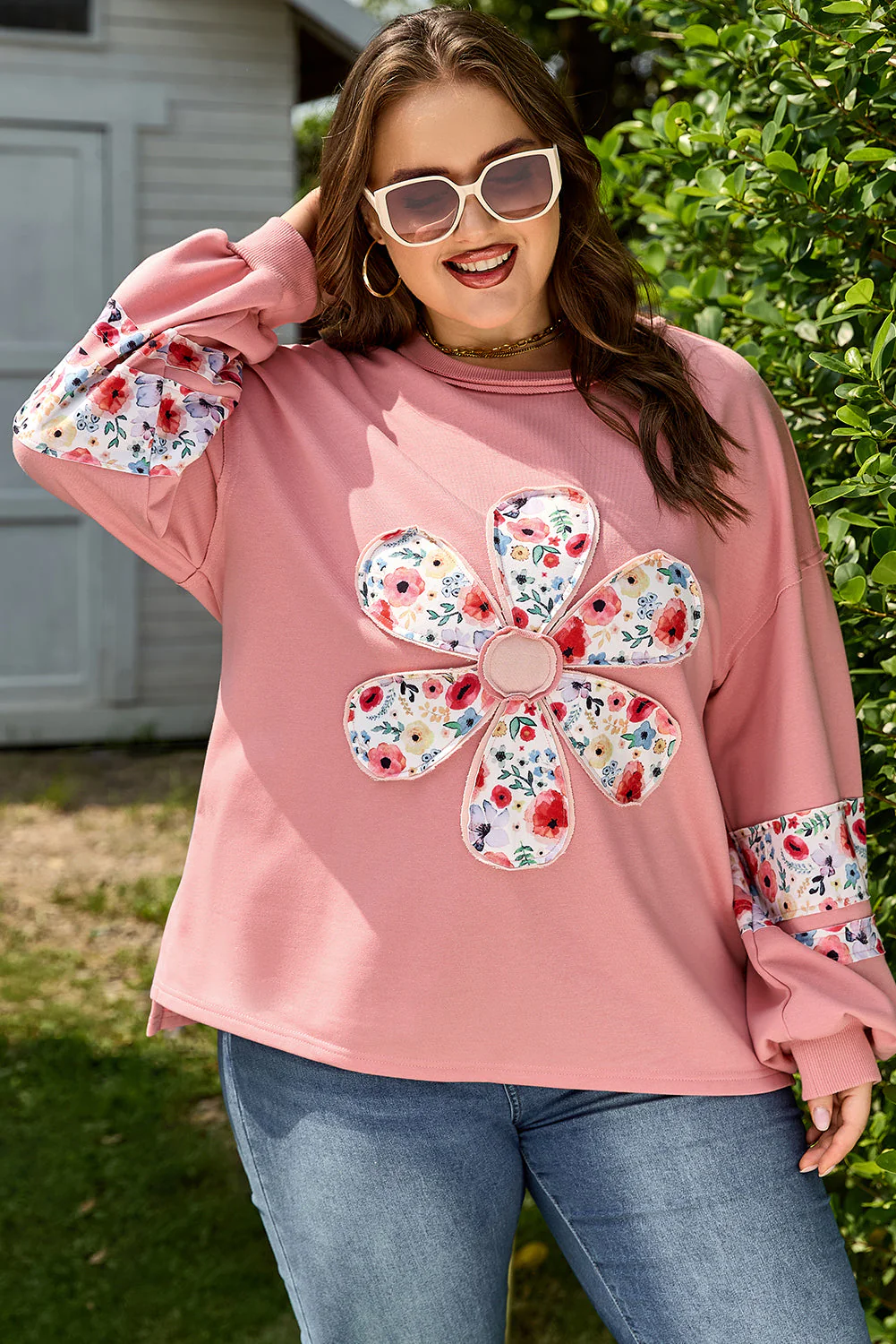 Threaded Pear Elizabeth applique Drop Shoulder Sweatshirt - Image 4