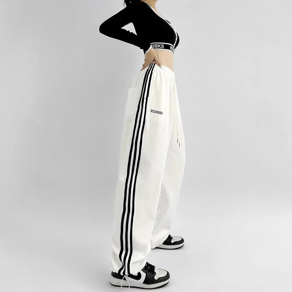 Embroidered Patchwork Wide-Leg Athletic Sweatpants | 4 Colors