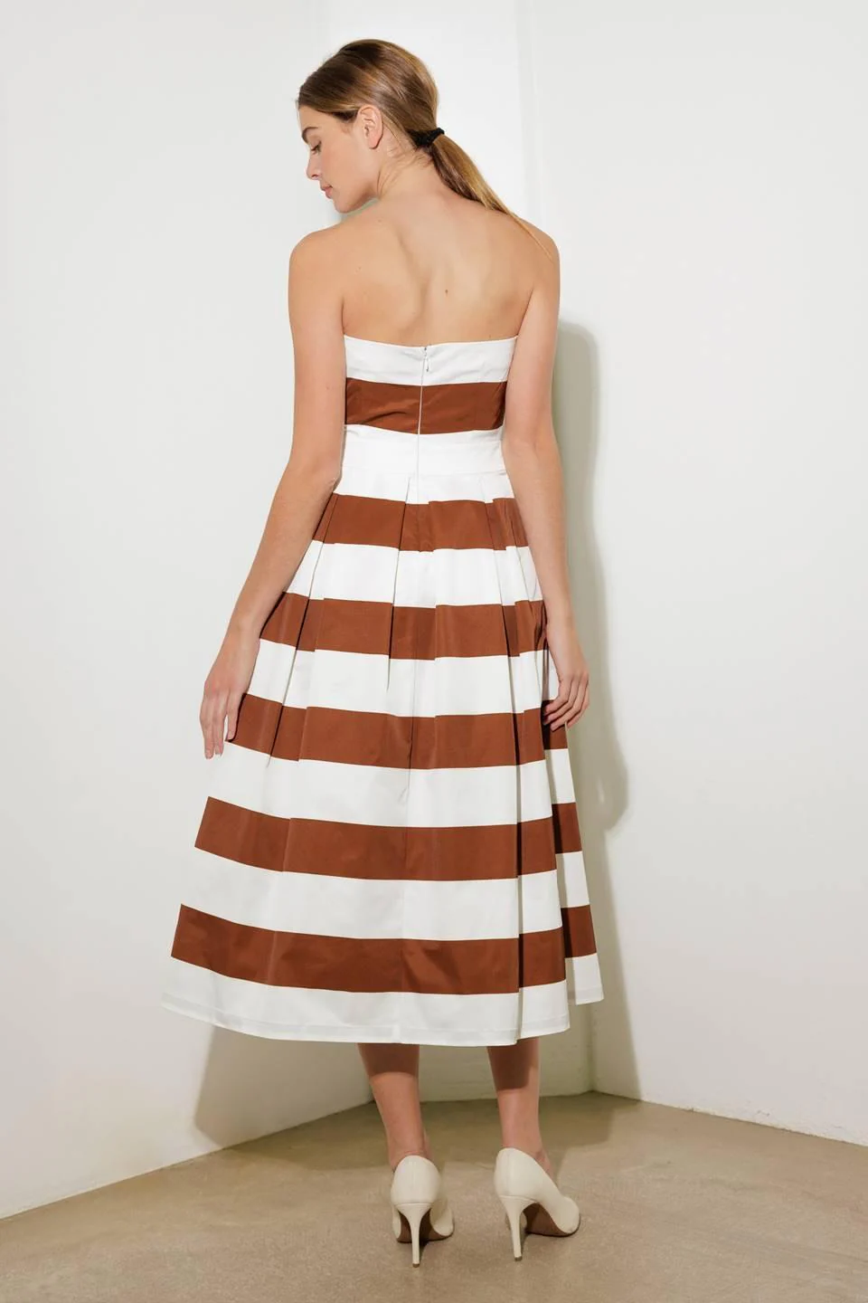 Everyday Hustle Rust Woven Midi Dress - Image 4