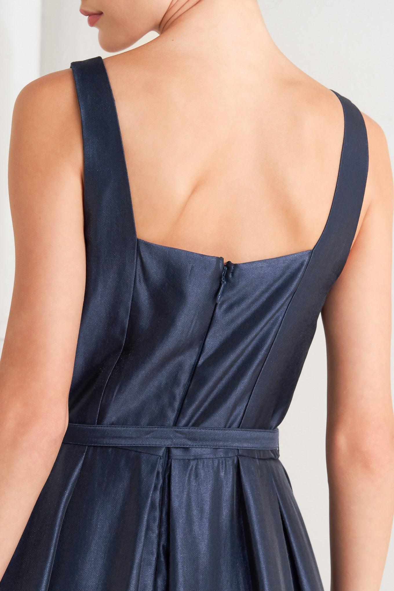Femme Silhouette Woven Midi Dress - Image 4