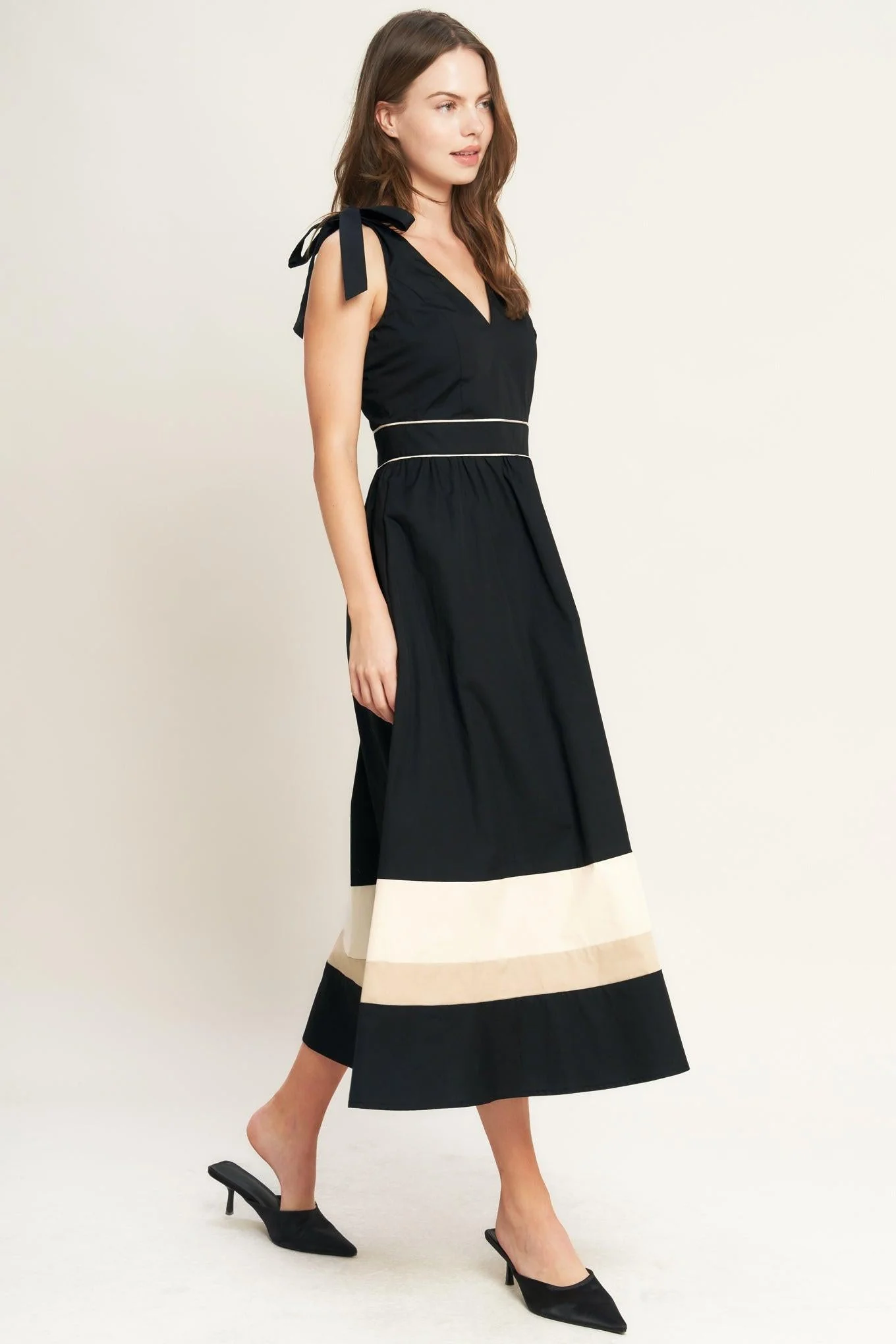 Forest Charm Black Cream Woven Midi Dress - Image 5