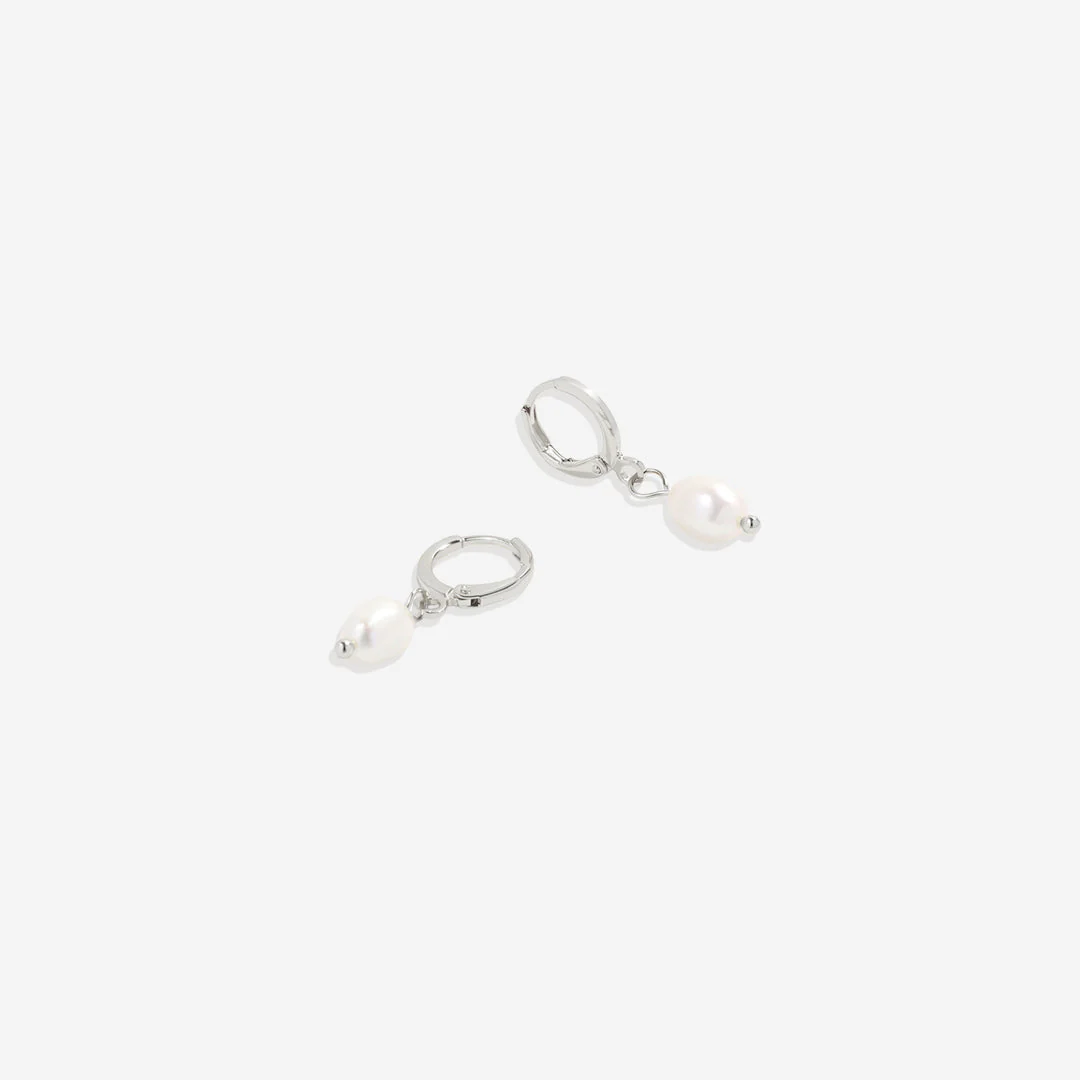 Mint & Lily Freshwater Pearl Drop Huggie Earrings - Image 36