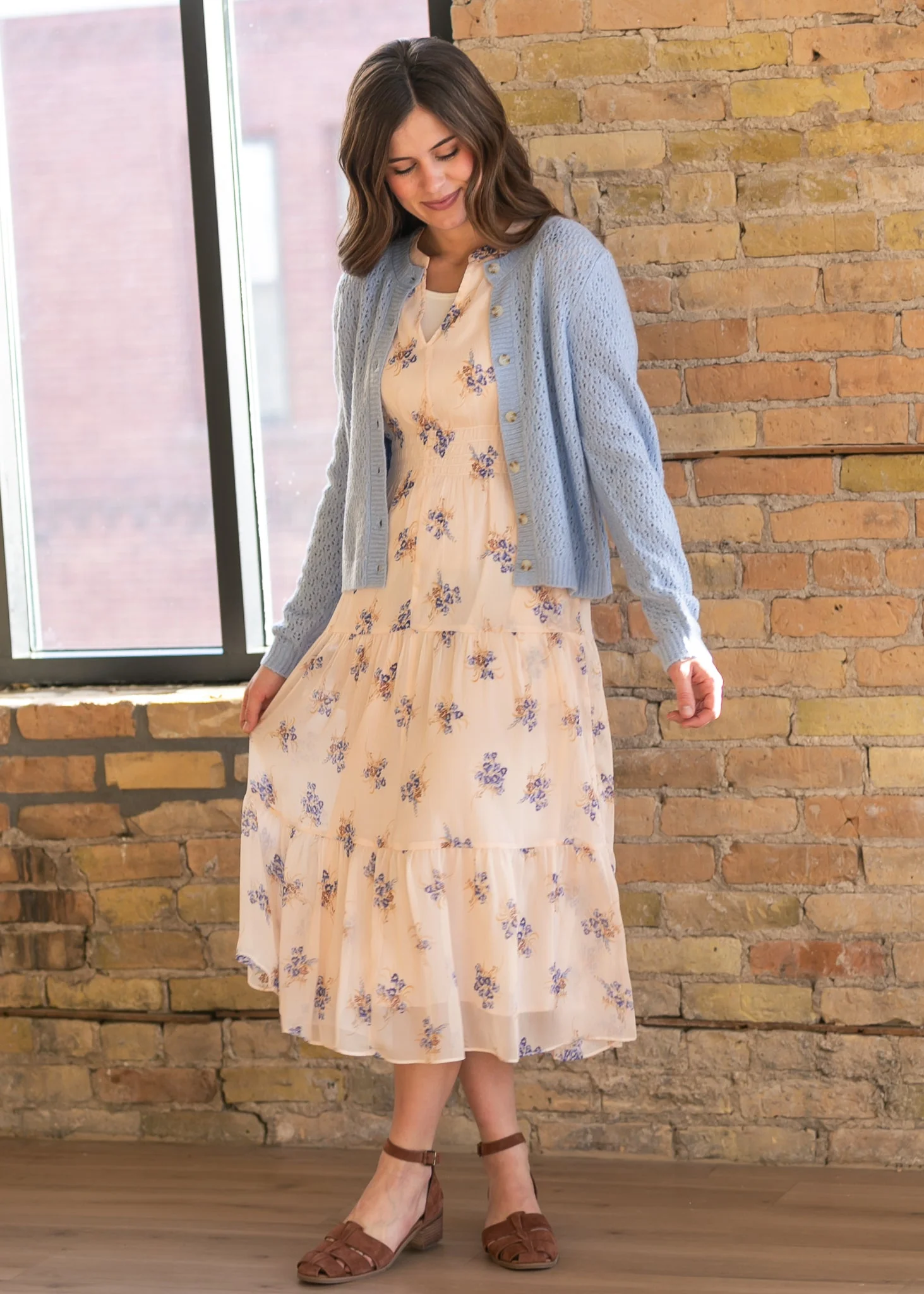 Gina Pink Floral Short Sleeve Tiered Midi Dress - Image 2
