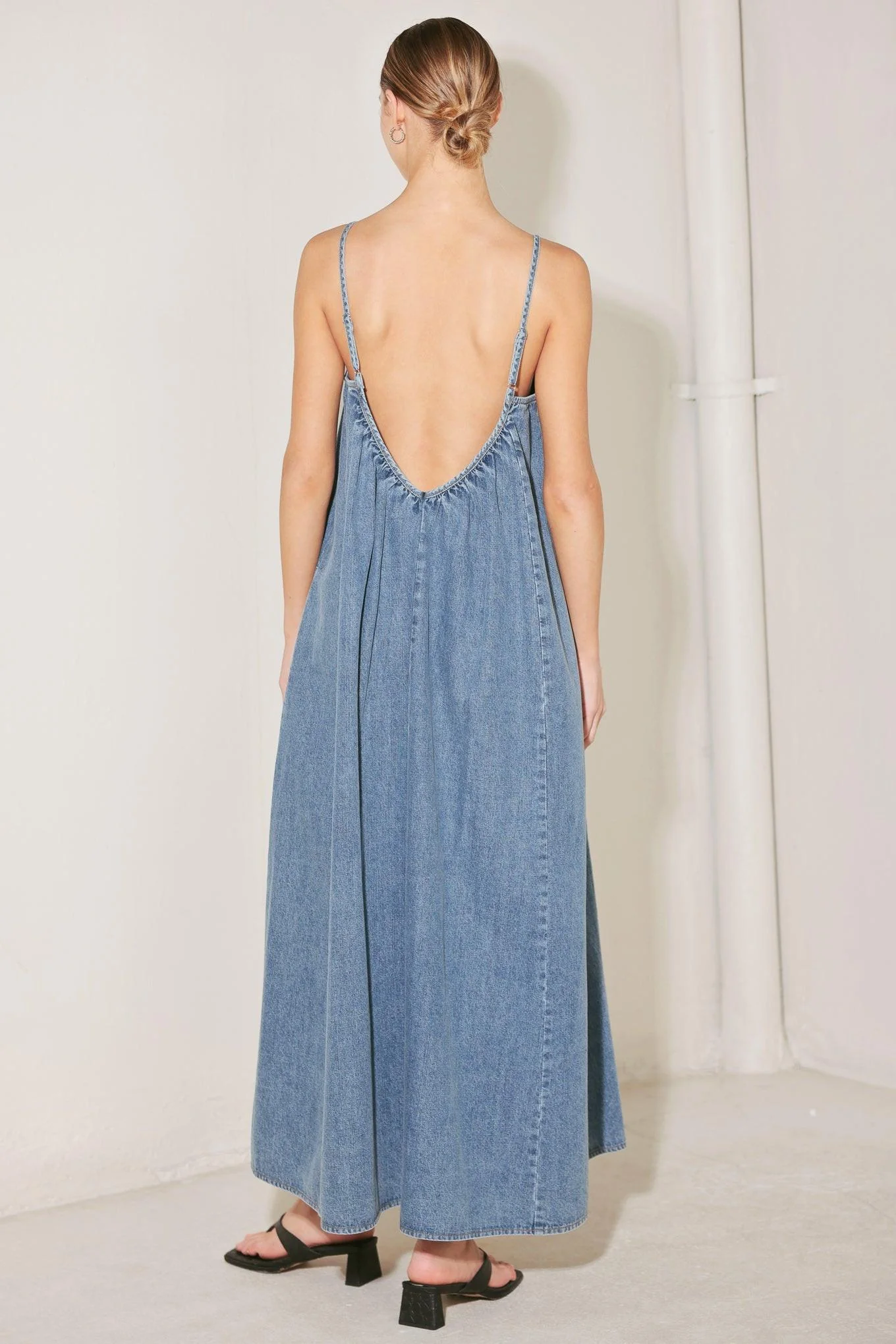 Indigo Weekend Theory Denim Midi Dress - Image 2