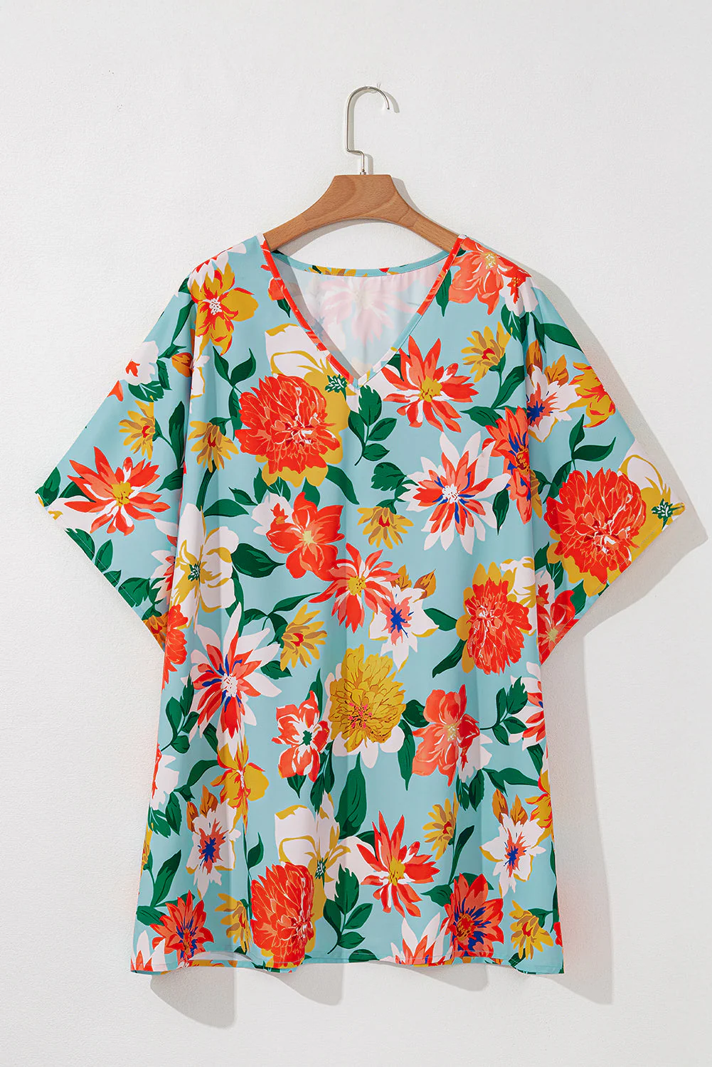 Threaded Pear Jane Plus Size Floral V Neck Batwing Blouse - Image 7