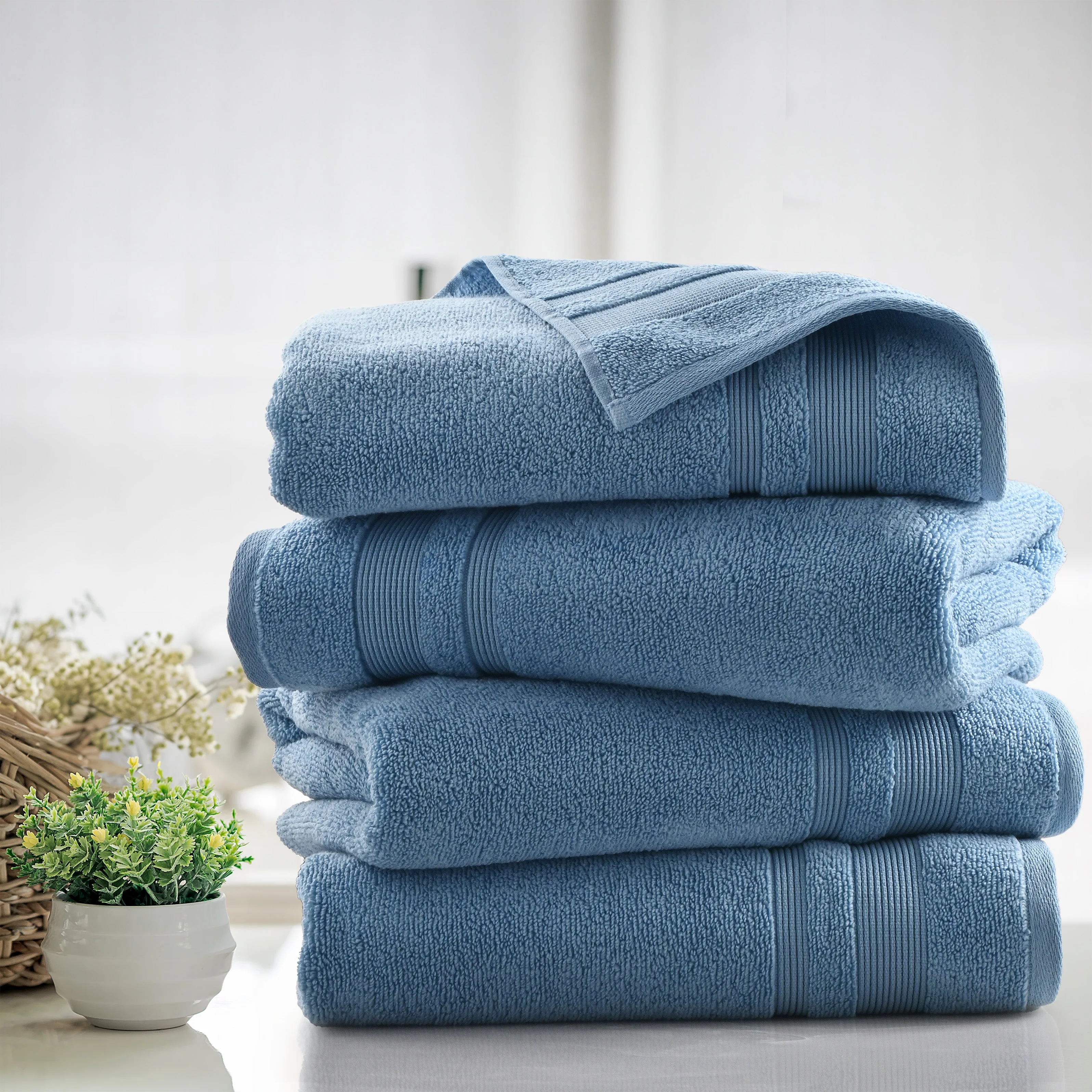 Kathy Ireland 4 Piece Zero Twist Cotton Plush Bath Towel Set - Image 5