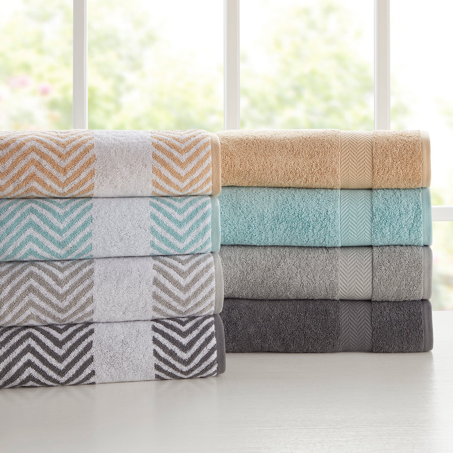 Kathy Ireland 6 Piece Chevron Jacquard Towel Set with Lets Dry - Image 25
