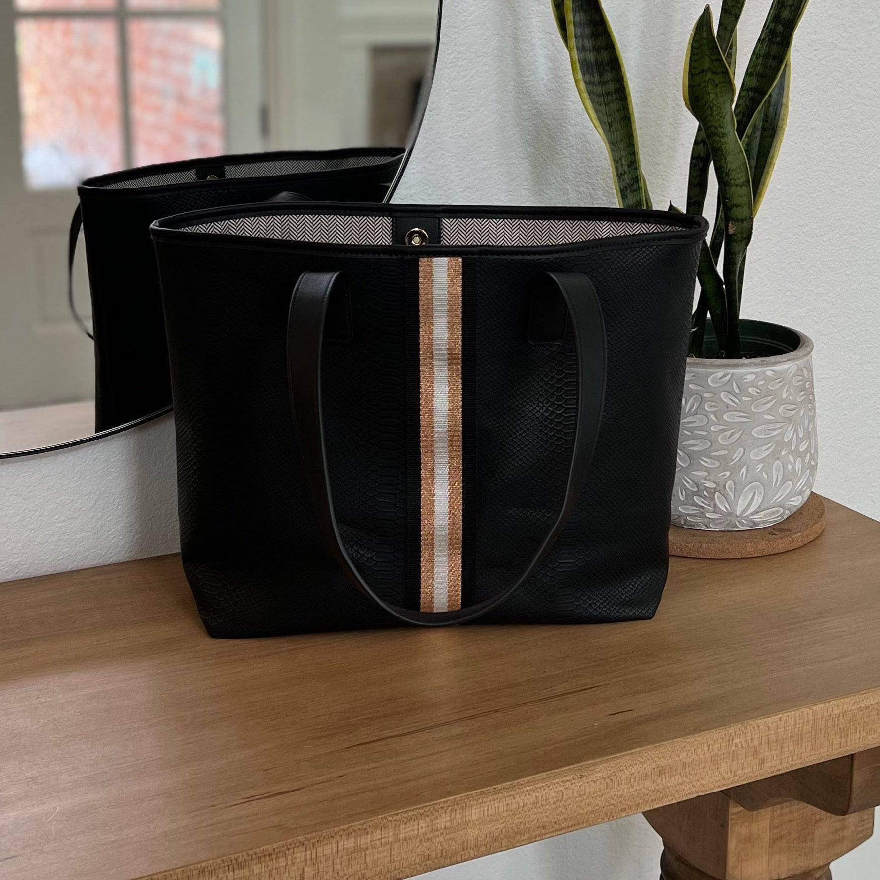 Threaded Pear kira Tote - Image 3