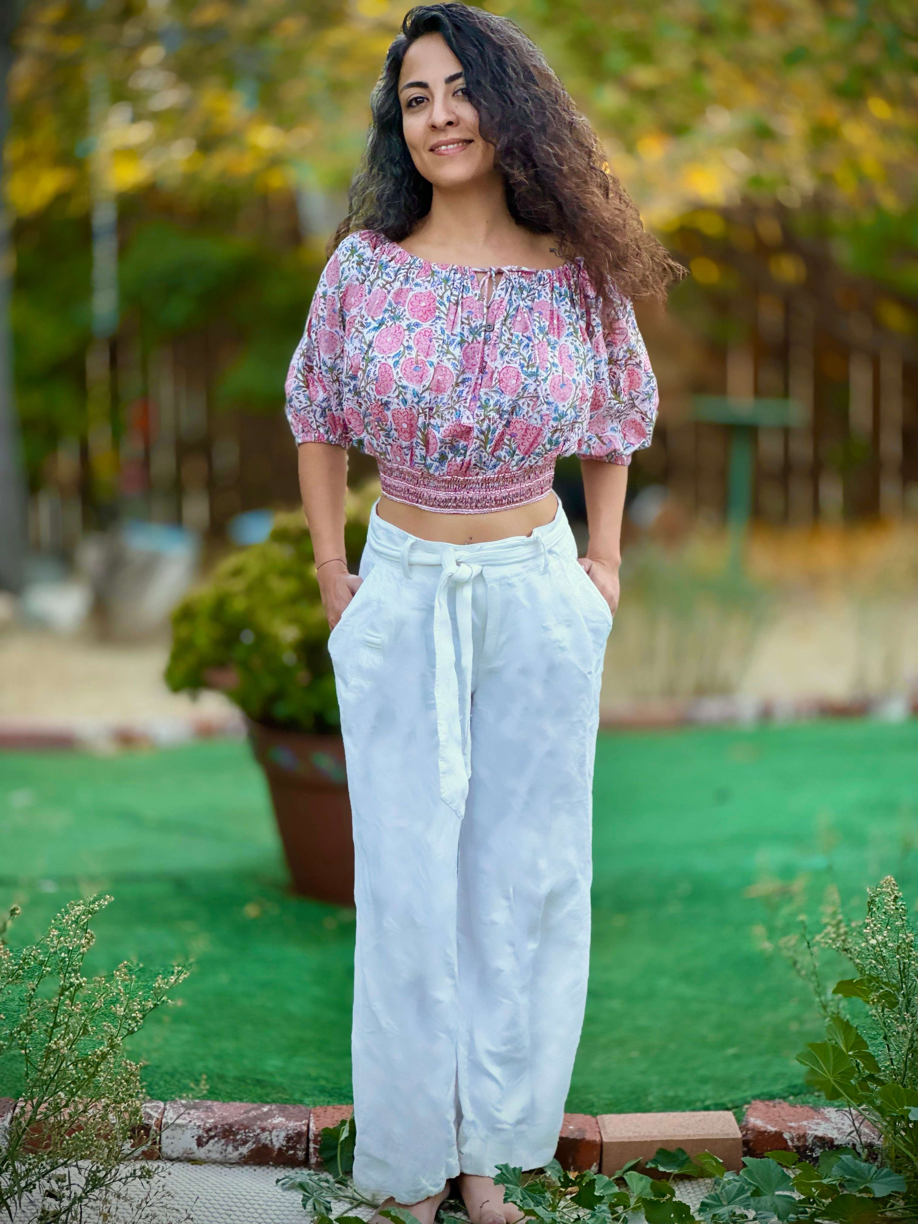 La Chic Women's Floral Cotton Peasant Top with Smocked Waist - Image 7