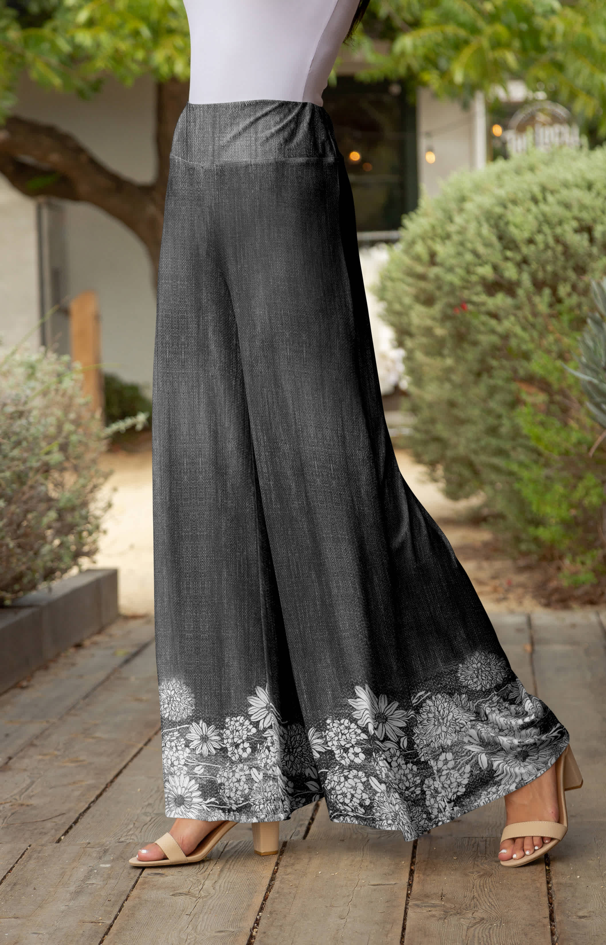 Lily by Firmiana Wide Leg Pant With Wide Waistband - Image 48