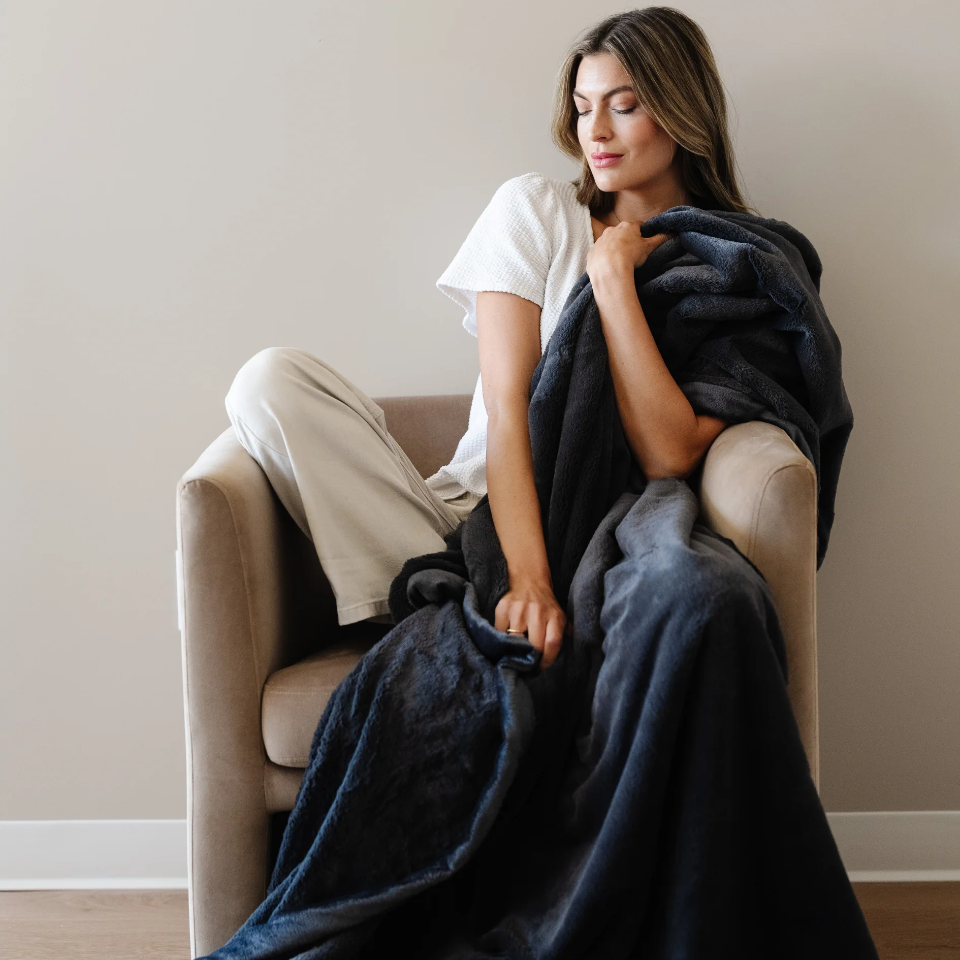 LUSH XL BLANKETS - Image 22