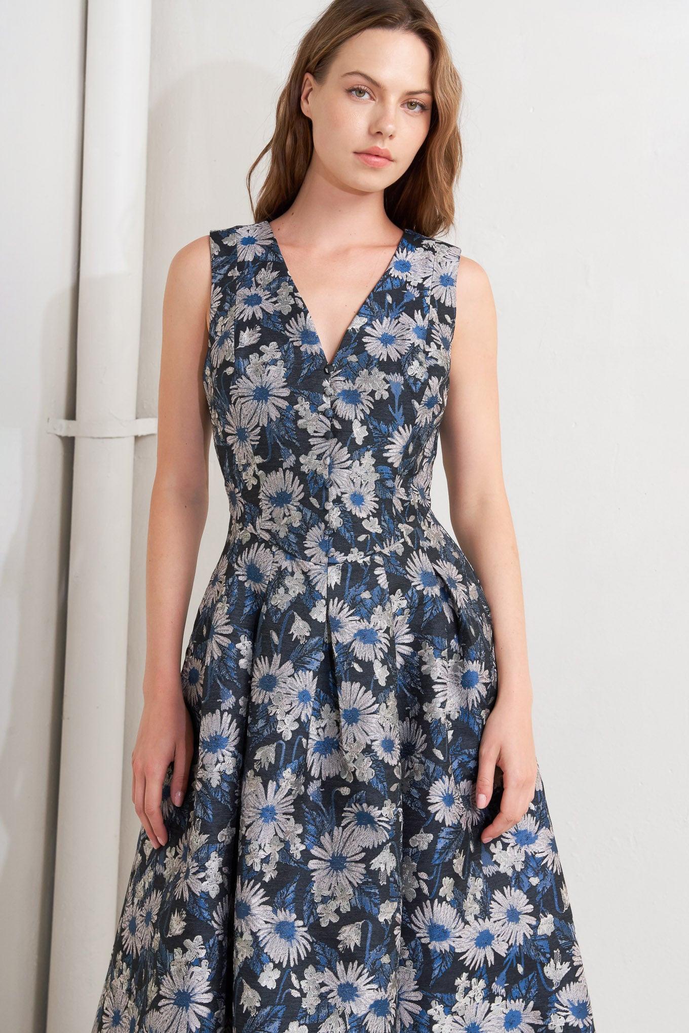 Lux Blooming Woven Jacquard Midi Dress - Image 4