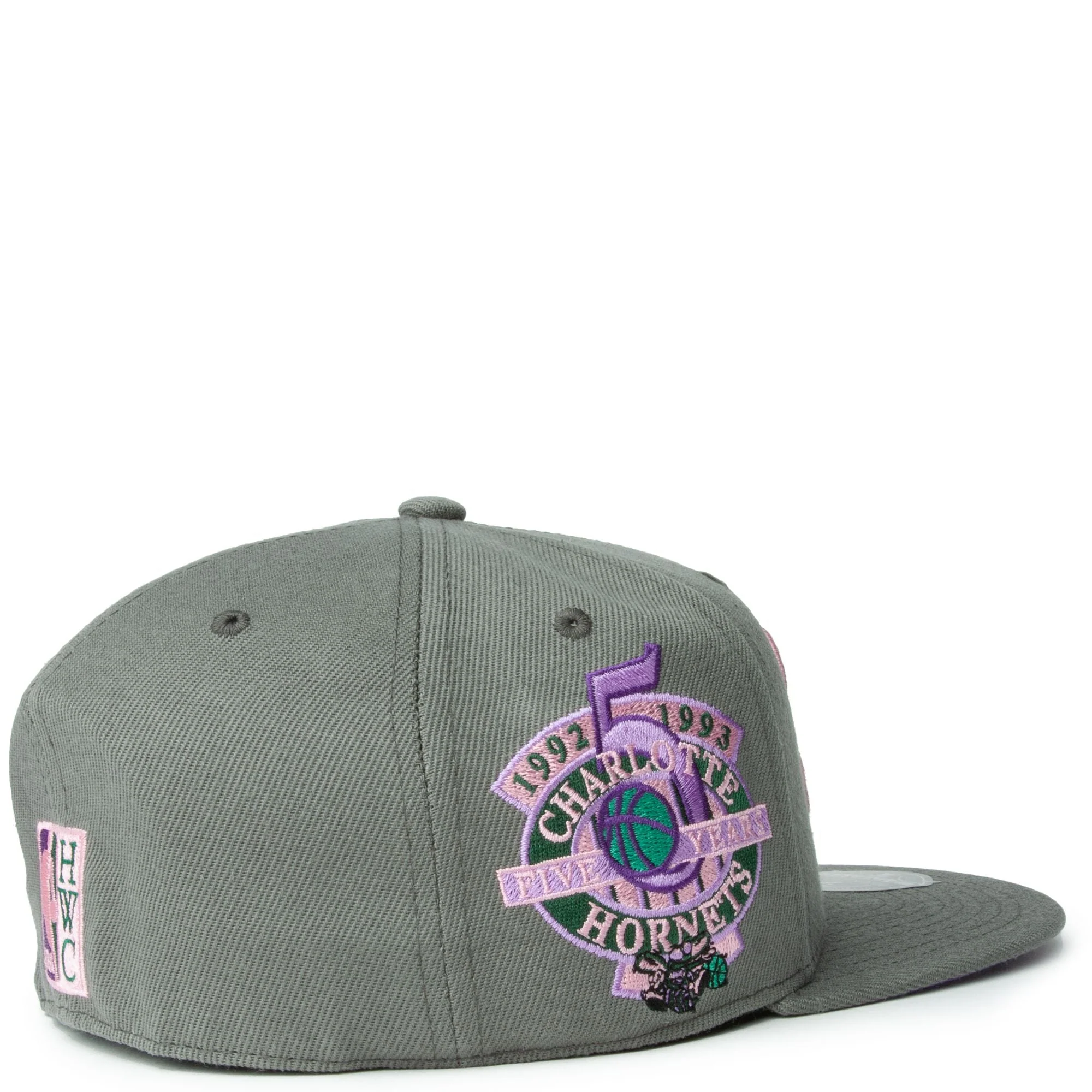 Mitchell & Ness Men's NBA From Dusk Fitted Hwc Hornets Fitted Caps - Image 3