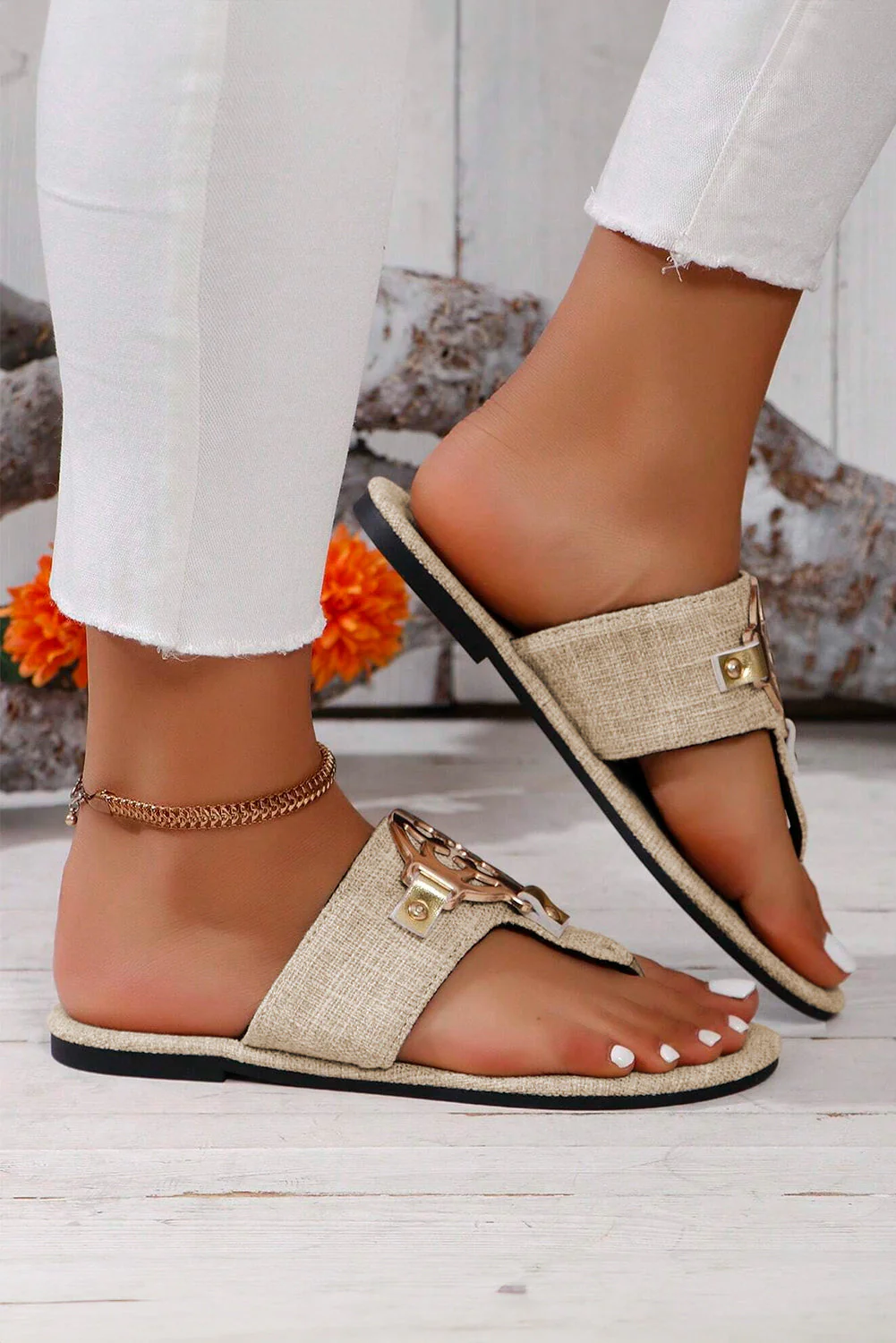 Threaded Pear Metal Decor Thong Slippers - Image 4