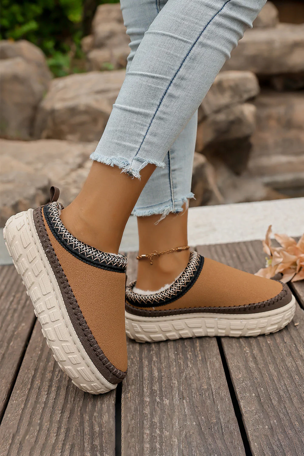 Threaded Pear Millie Plush Winter Clog Slippers - Image 4