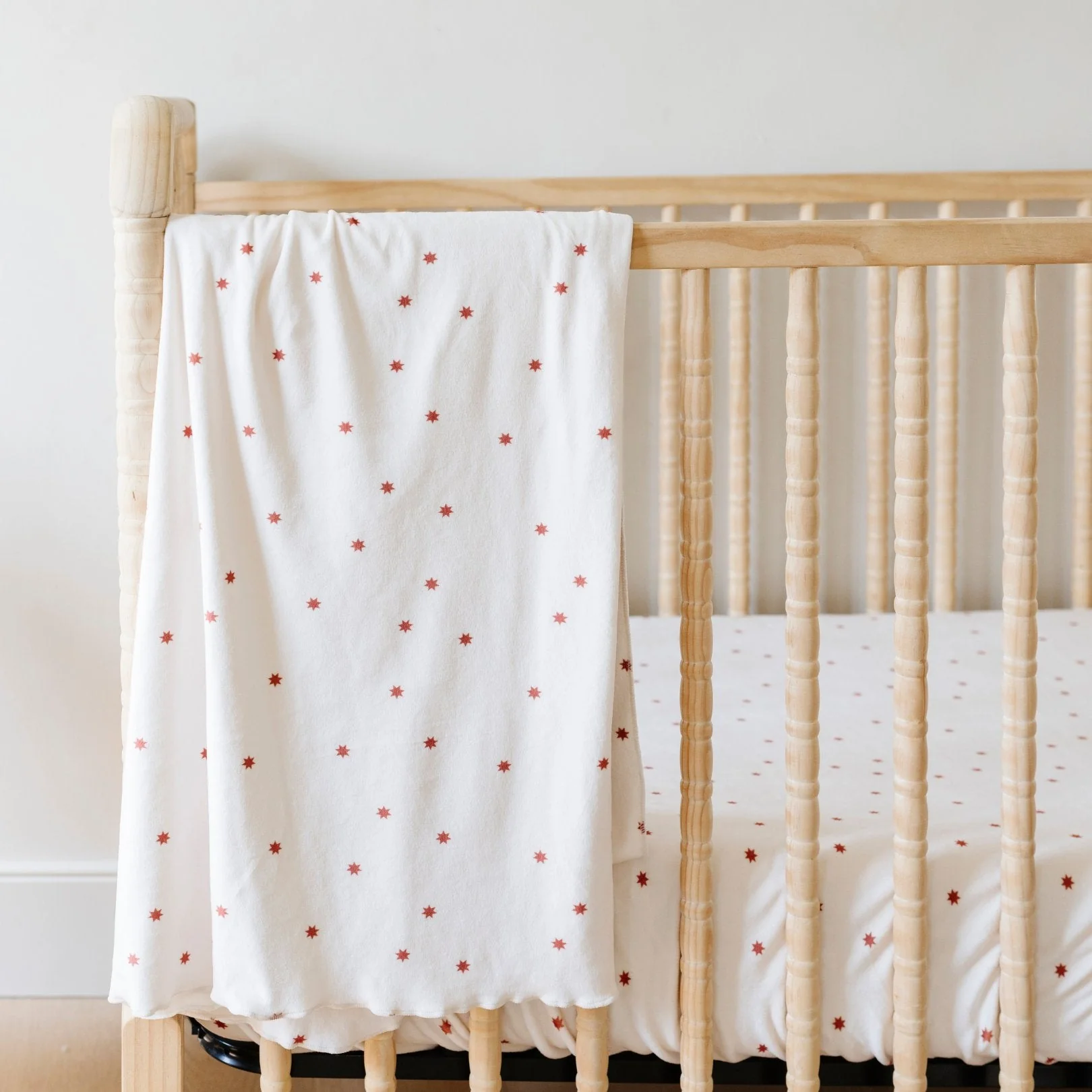 MINKY STRETCH LUXE CRIB SHEETS - Image 13