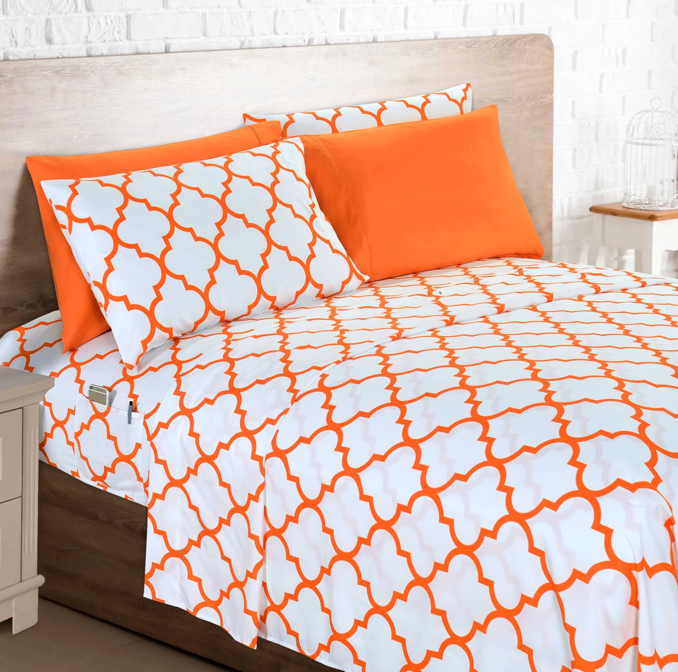 Mocassi 6-Piece Quatrefoil Pattern Sheet Set - Image 3