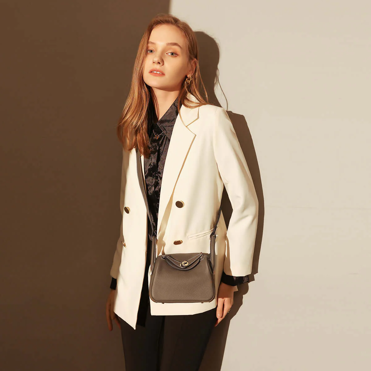Monte Convertible Shoulder Bag - Image 3