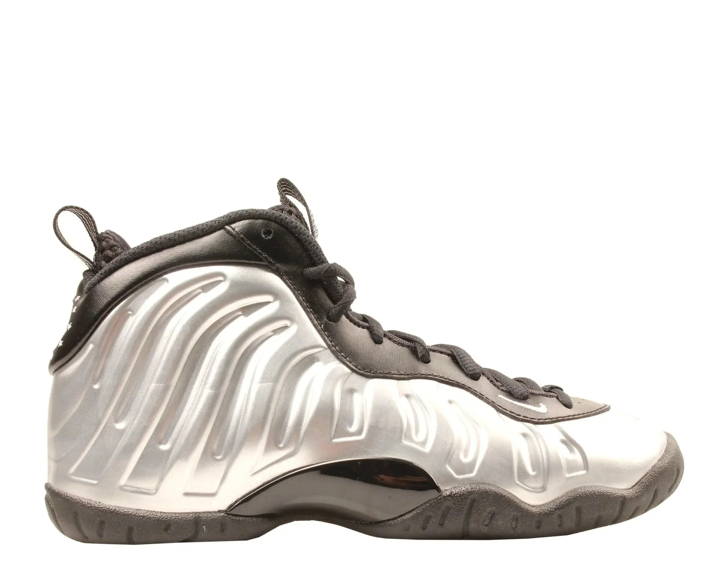 Nike Little Posite One KSA Big Kids Basketball Shoes Chrome/White-Black - Image 3