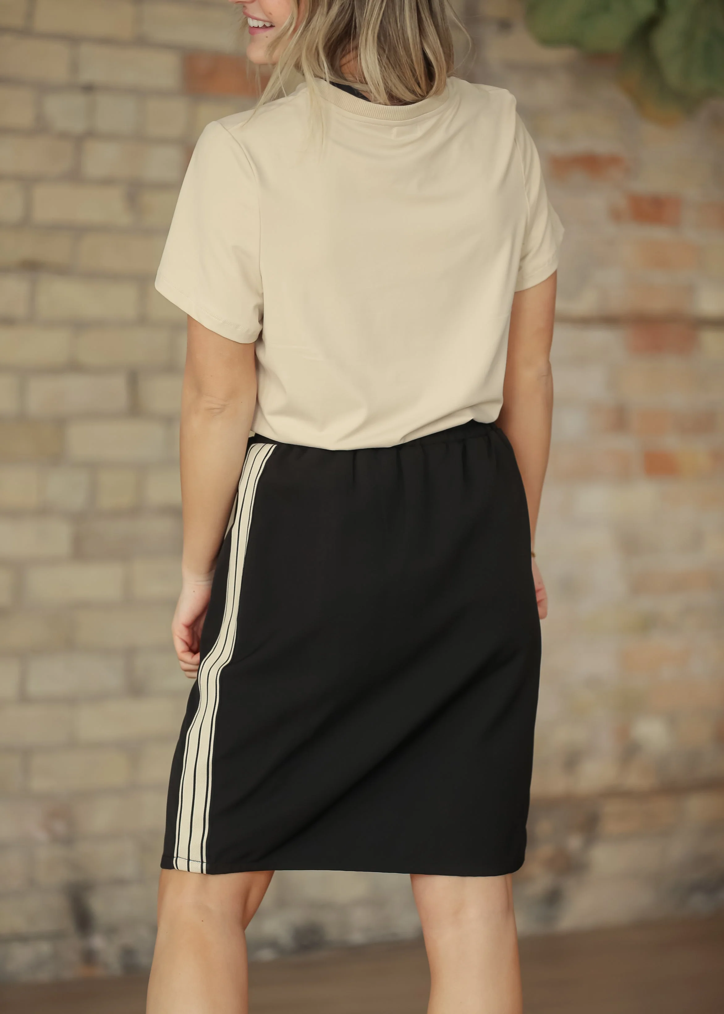 Nina Mid-Rise Track Skirt - Image 9