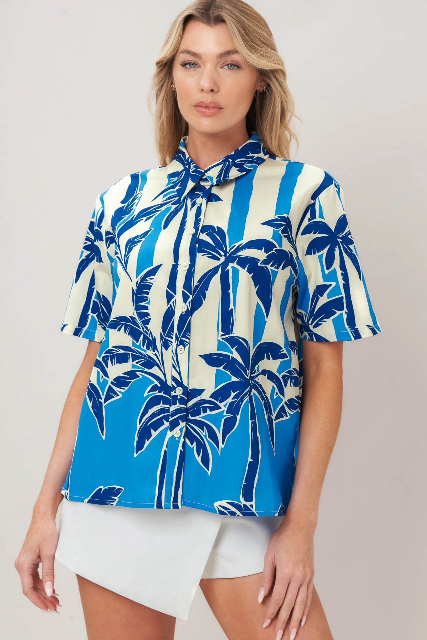 Noir Resort Woven Top - Image 6