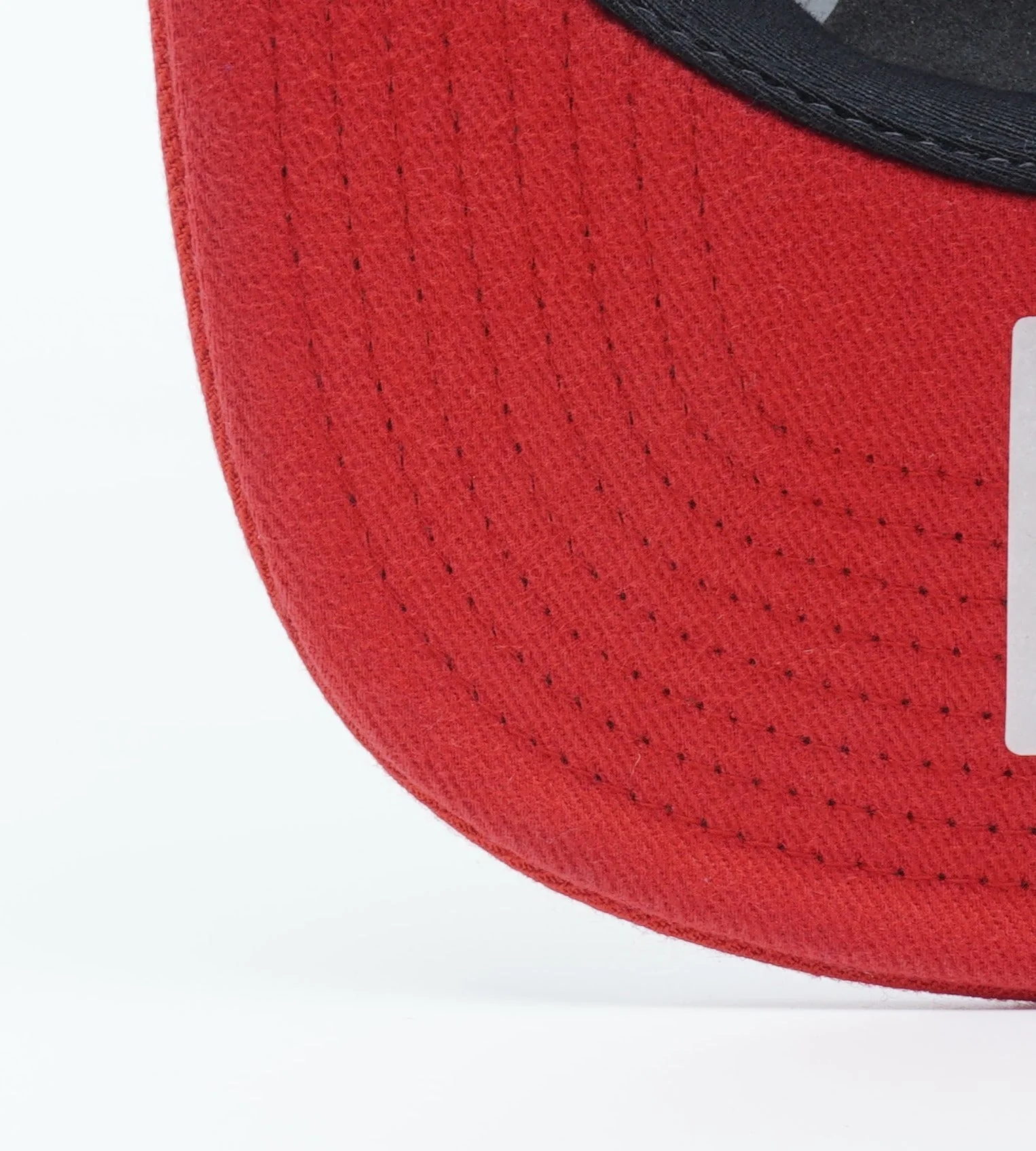 Mitchell & Ness Men's NBA Chicago Bulls 2 Tone Dark Heather Snapback - Image 5