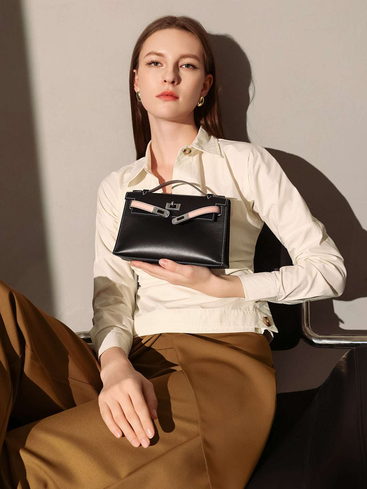 Pasadena Everyday Leather Top Handle Bag - Image 2