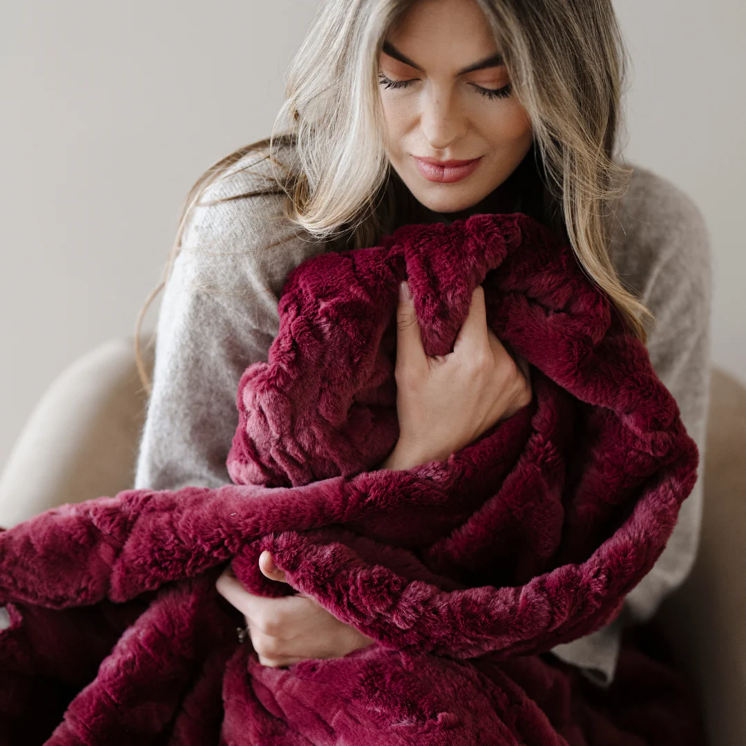 PATTERNED FAUX FUR XL THROW BLANKETS - Image 61