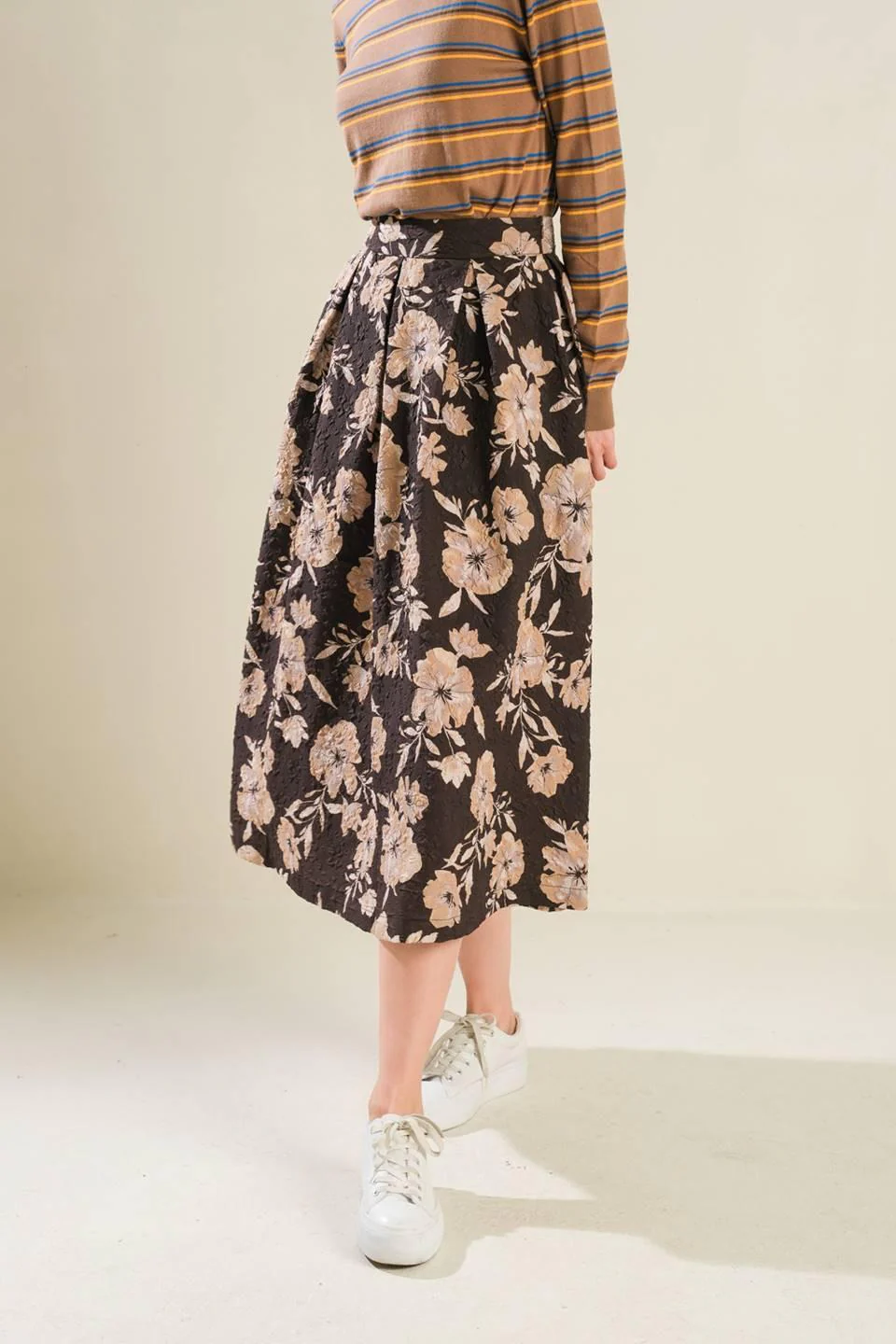 Posh Presence Woven Midi Skirt - Image 3