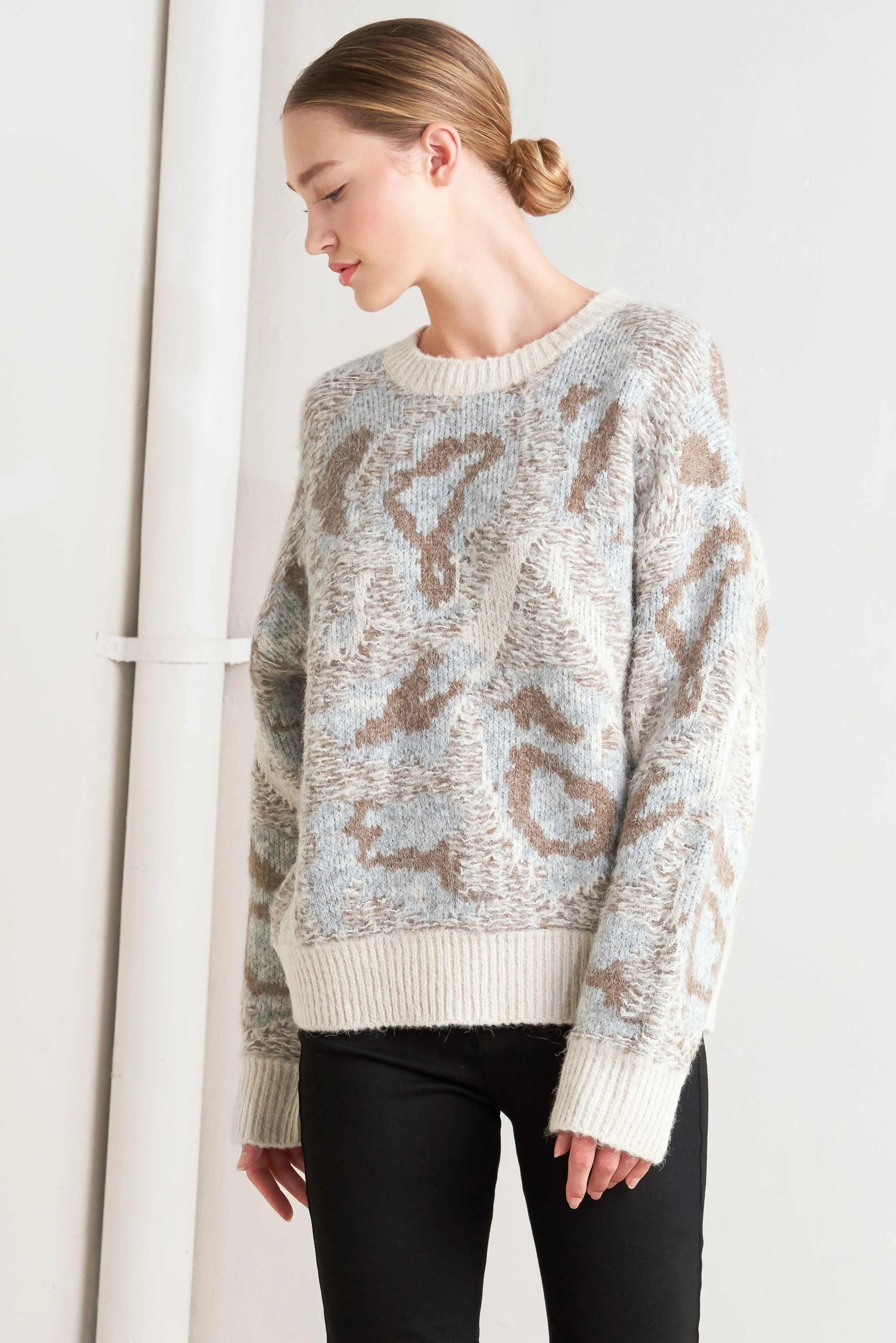 Prominent Charm Pullover Sweater Top - Image 3