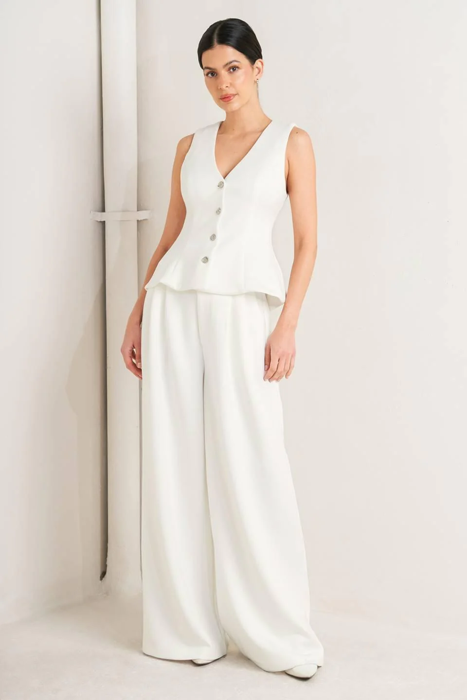Pure Elegance Woven Vest - Image 3