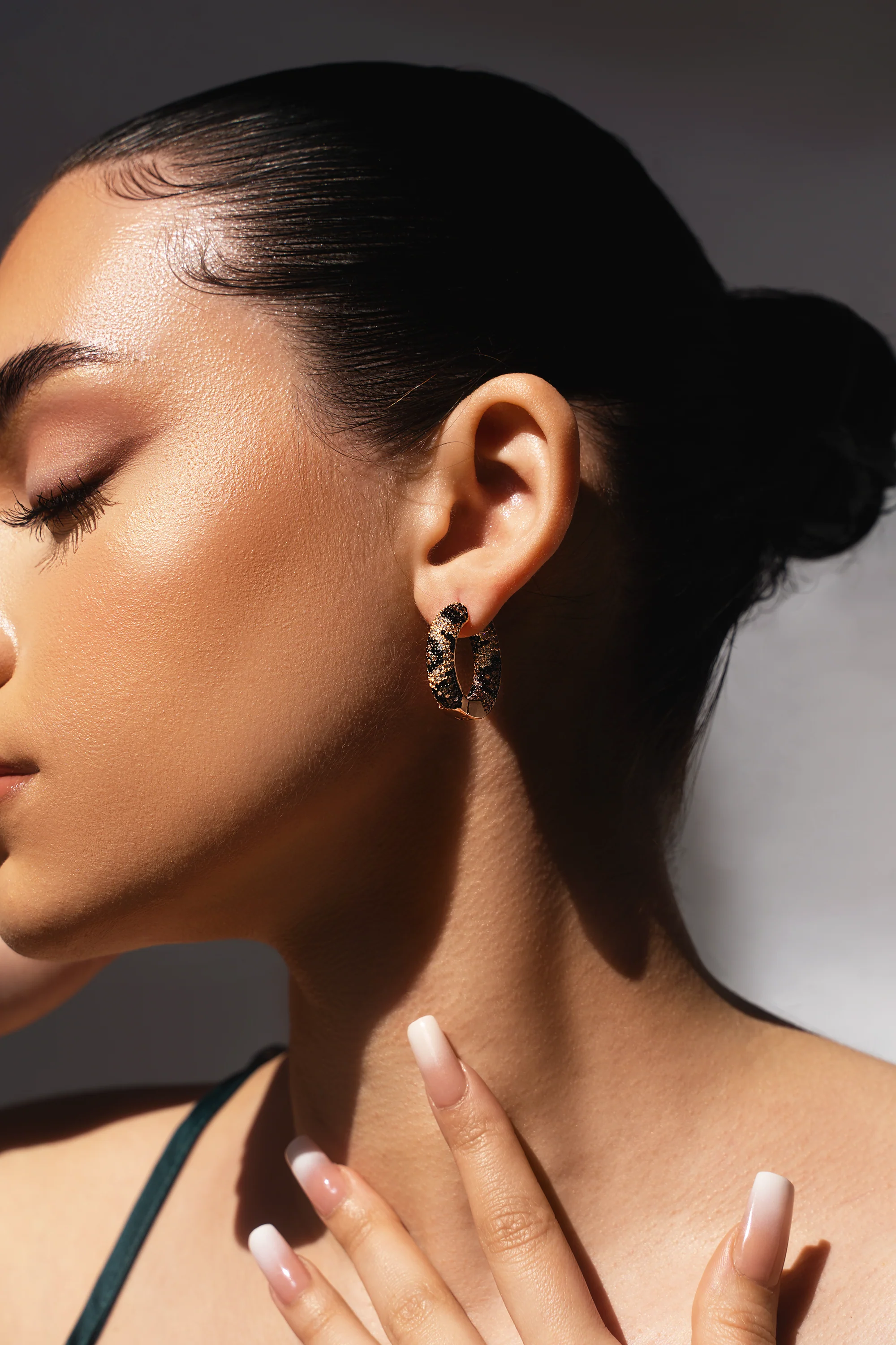 RINA Hoop Earrings - Image 9