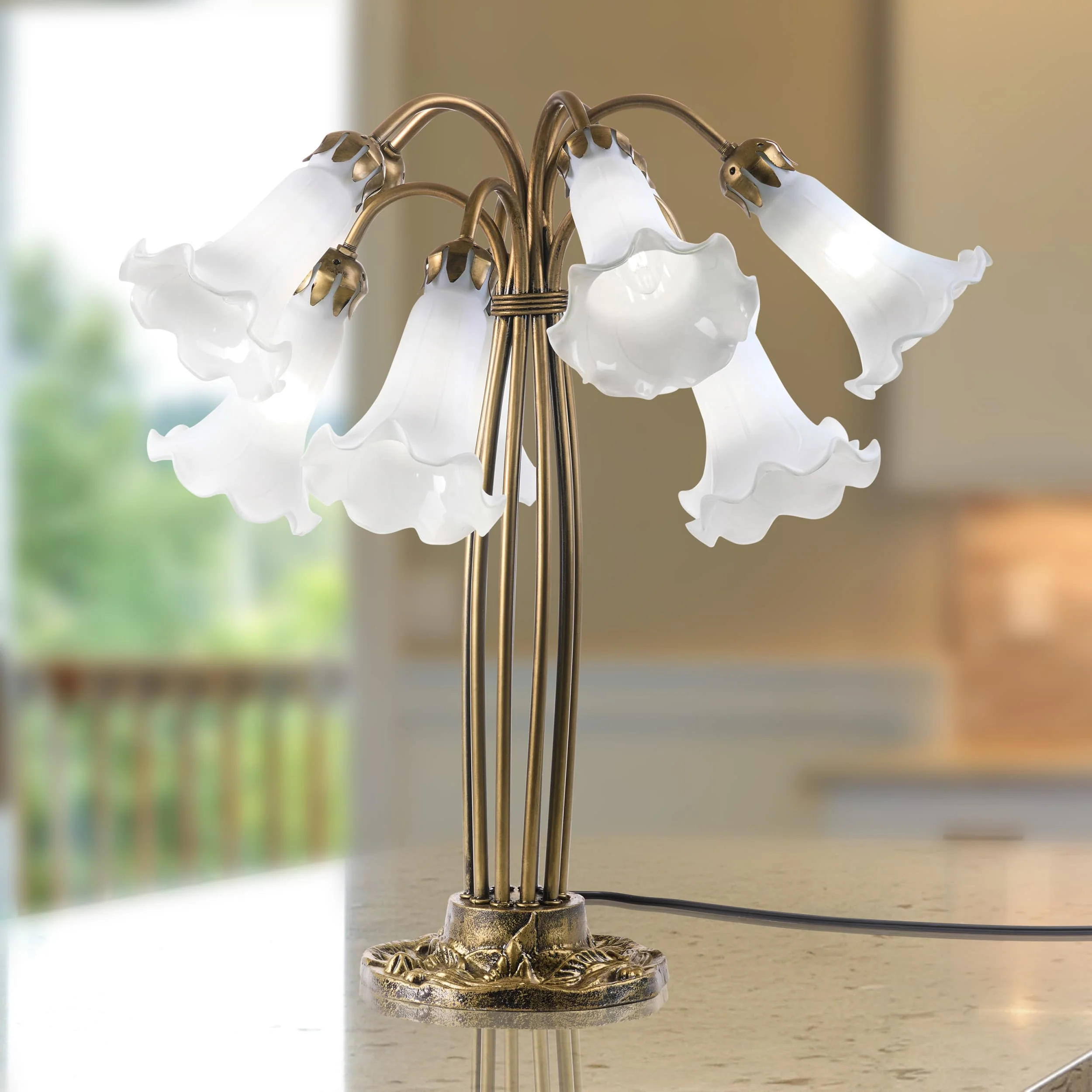 River of Goods 10" Arm Lily Lamp - Image 9