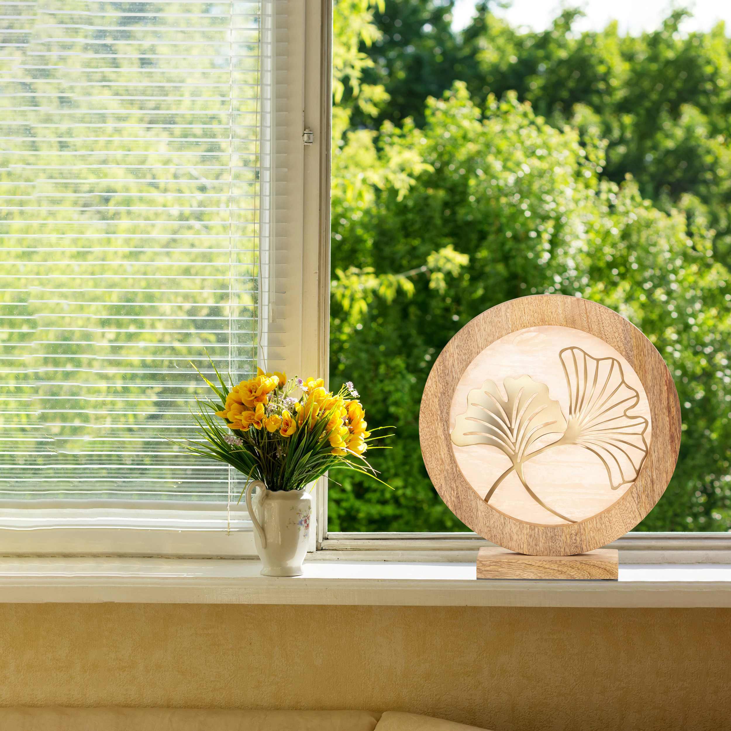 River of Goods 14" W Ginkgo Leaf Theme Round Decorative Stained Glass & Metal Stand with Wood Frame - Image 24