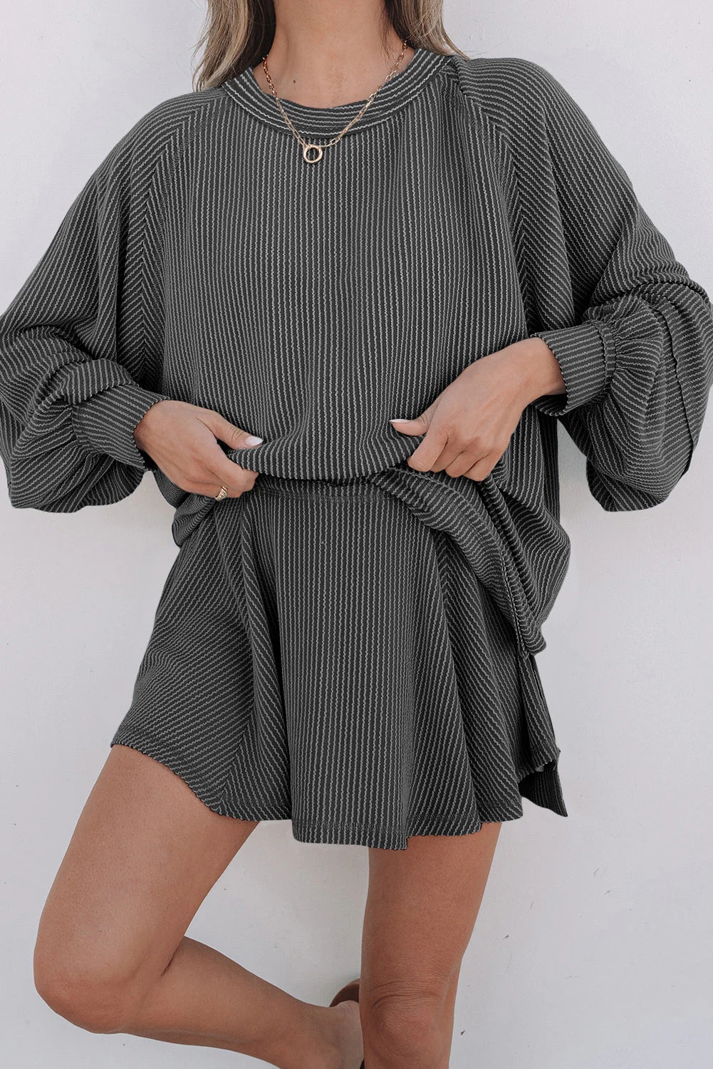 Threaded Pear Scarlett Corded Lantern Sleeve Top - Image 14