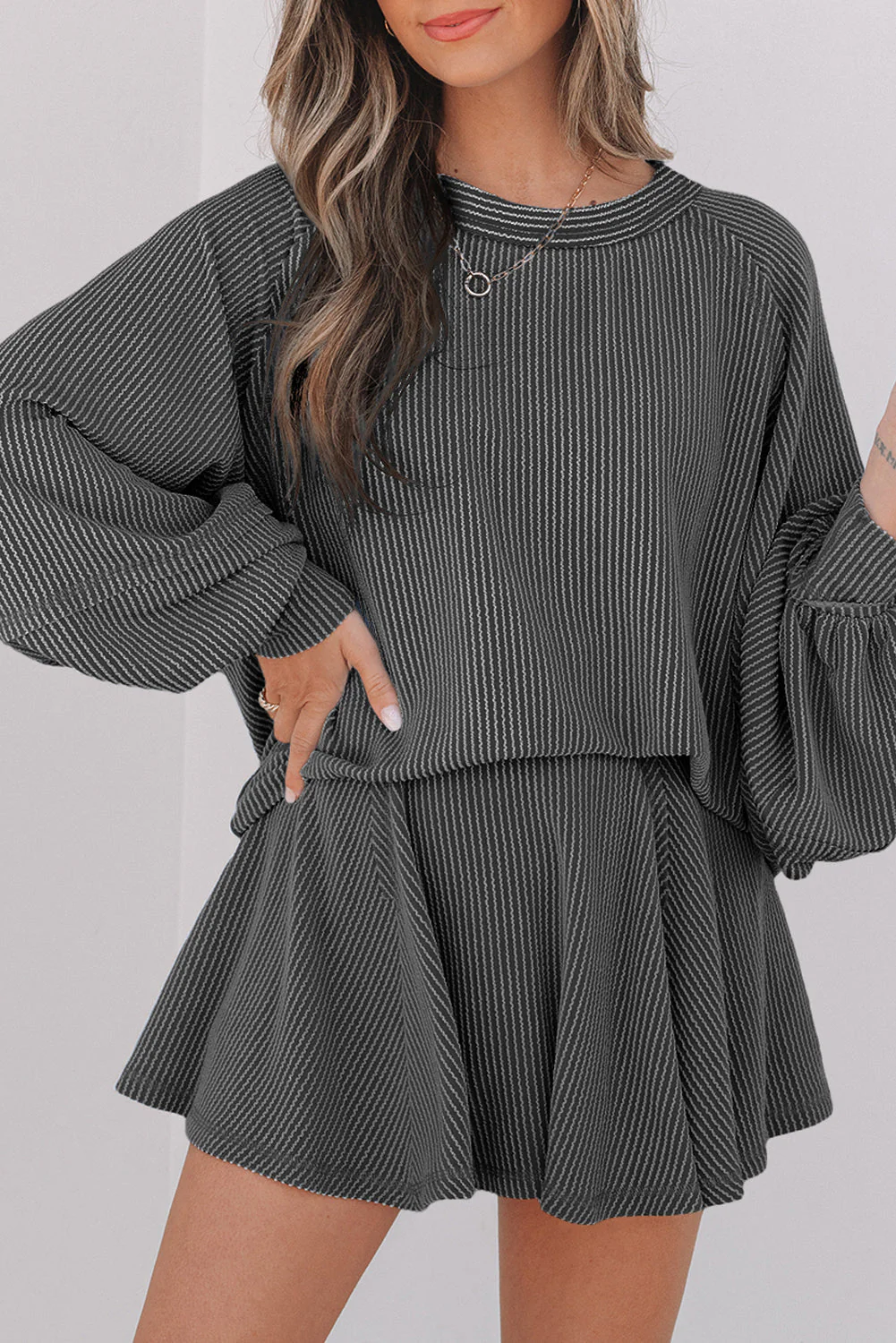 Threaded Pear Scarlett Corded Lantern Sleeve Top - Image 19